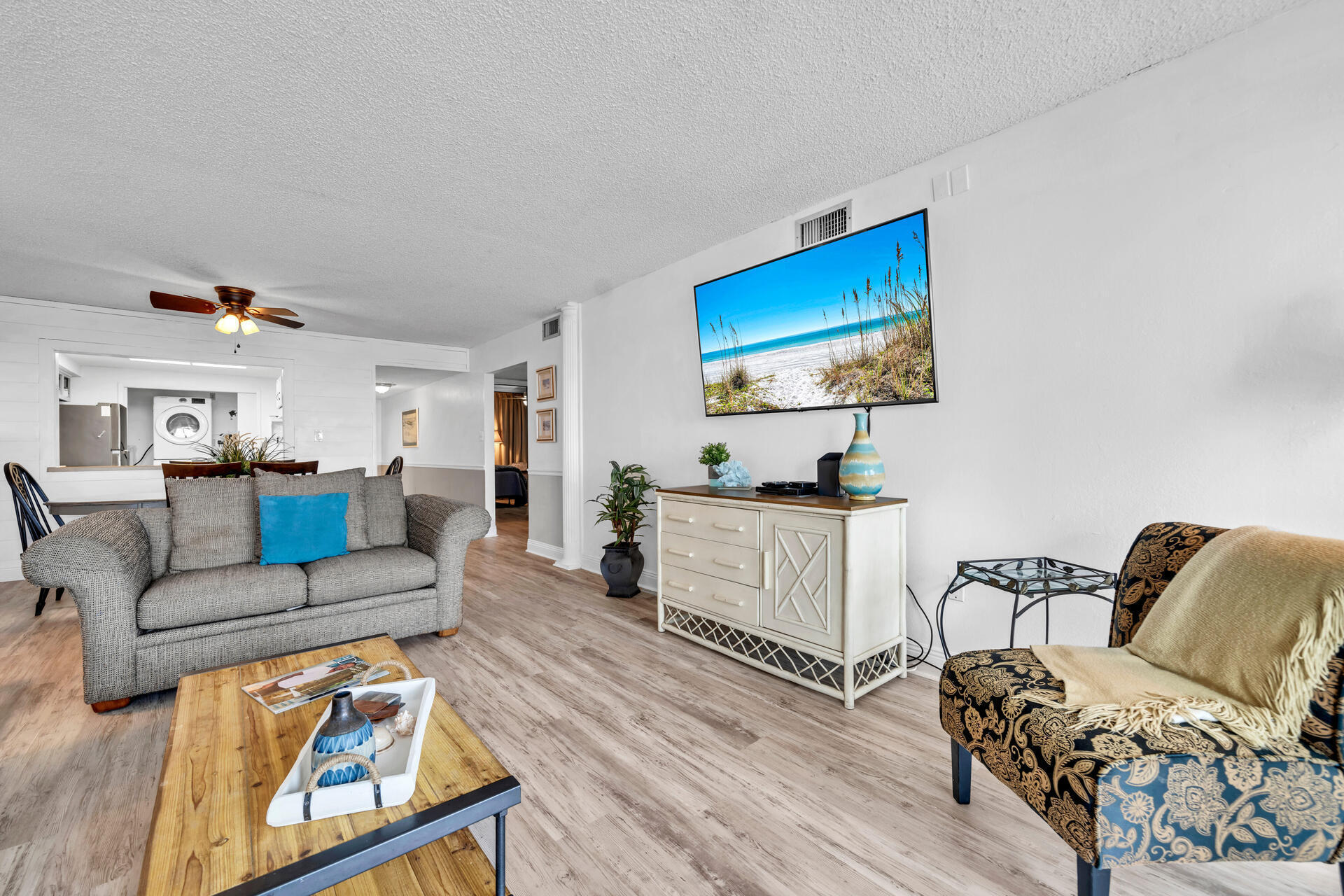 SHORELINE TOWERS 3 - Residential