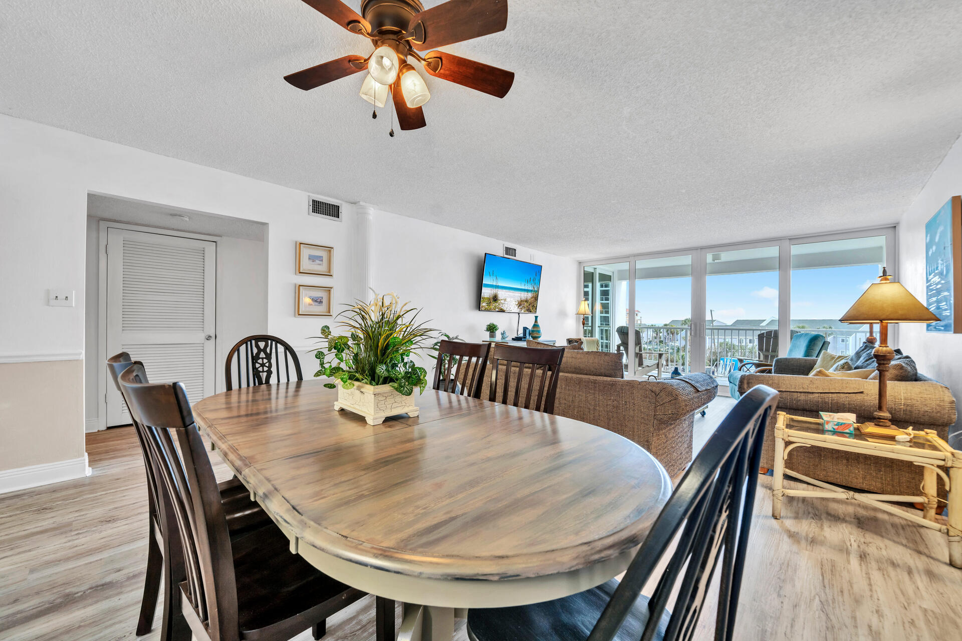 SHORELINE TOWERS 3 - Residential