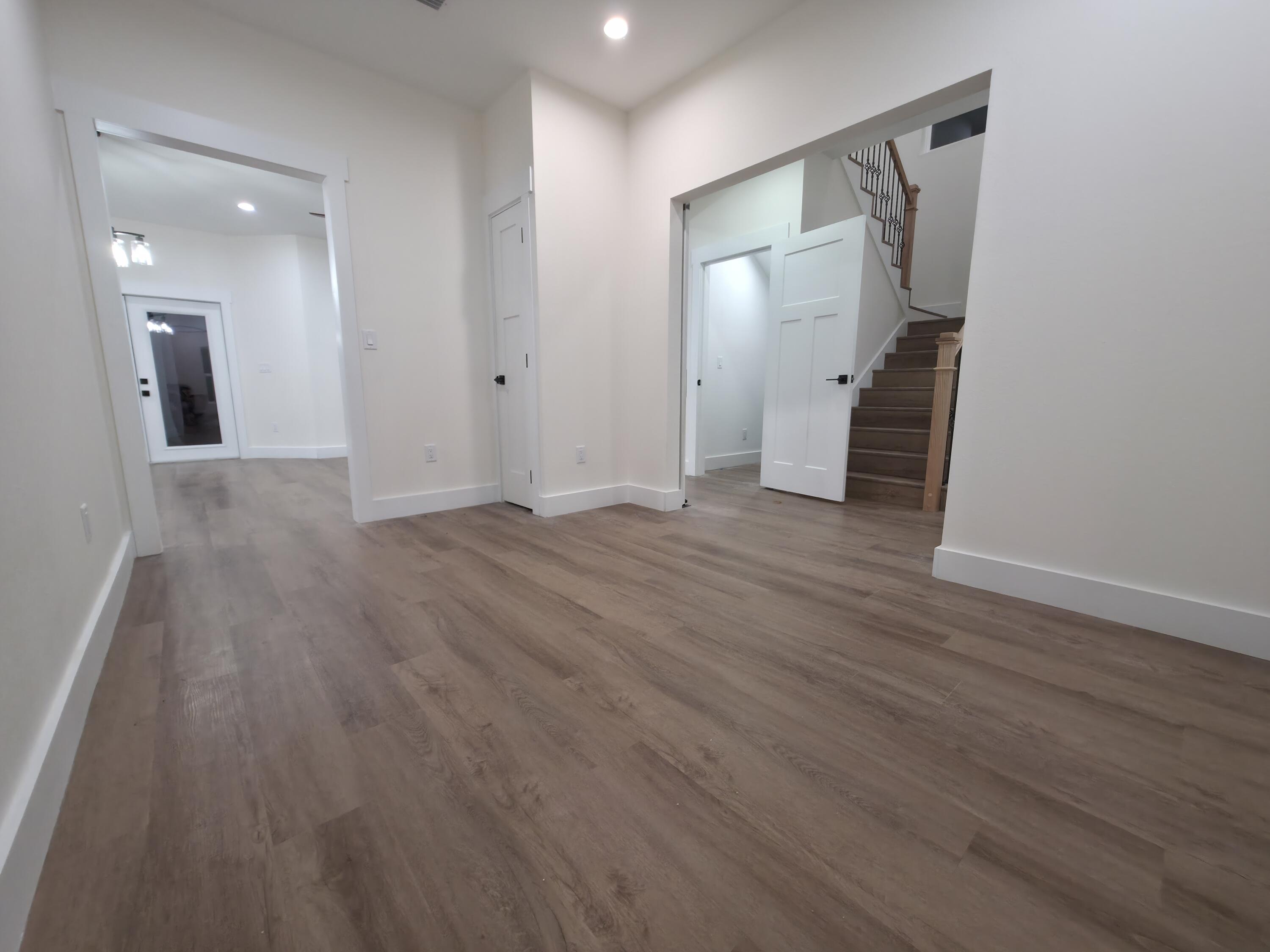 MEADOW LAKE ESTATES - Residential Lease