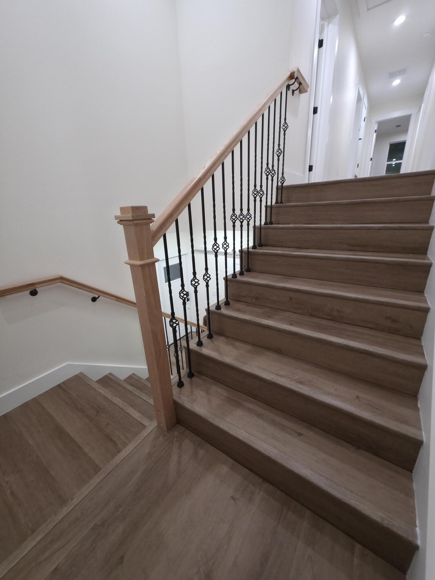 MEADOW LAKE ESTATES - Residential Lease