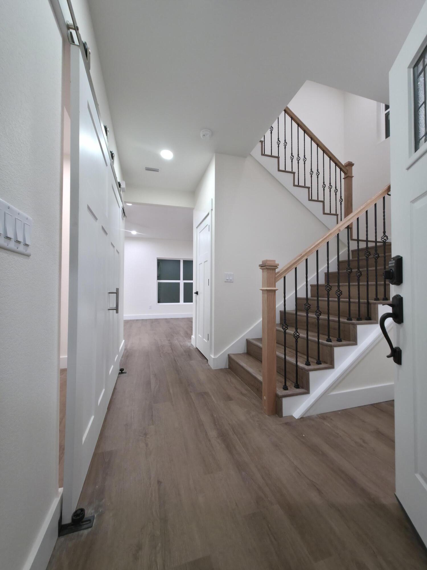 MEADOW LAKE ESTATES - Residential Lease