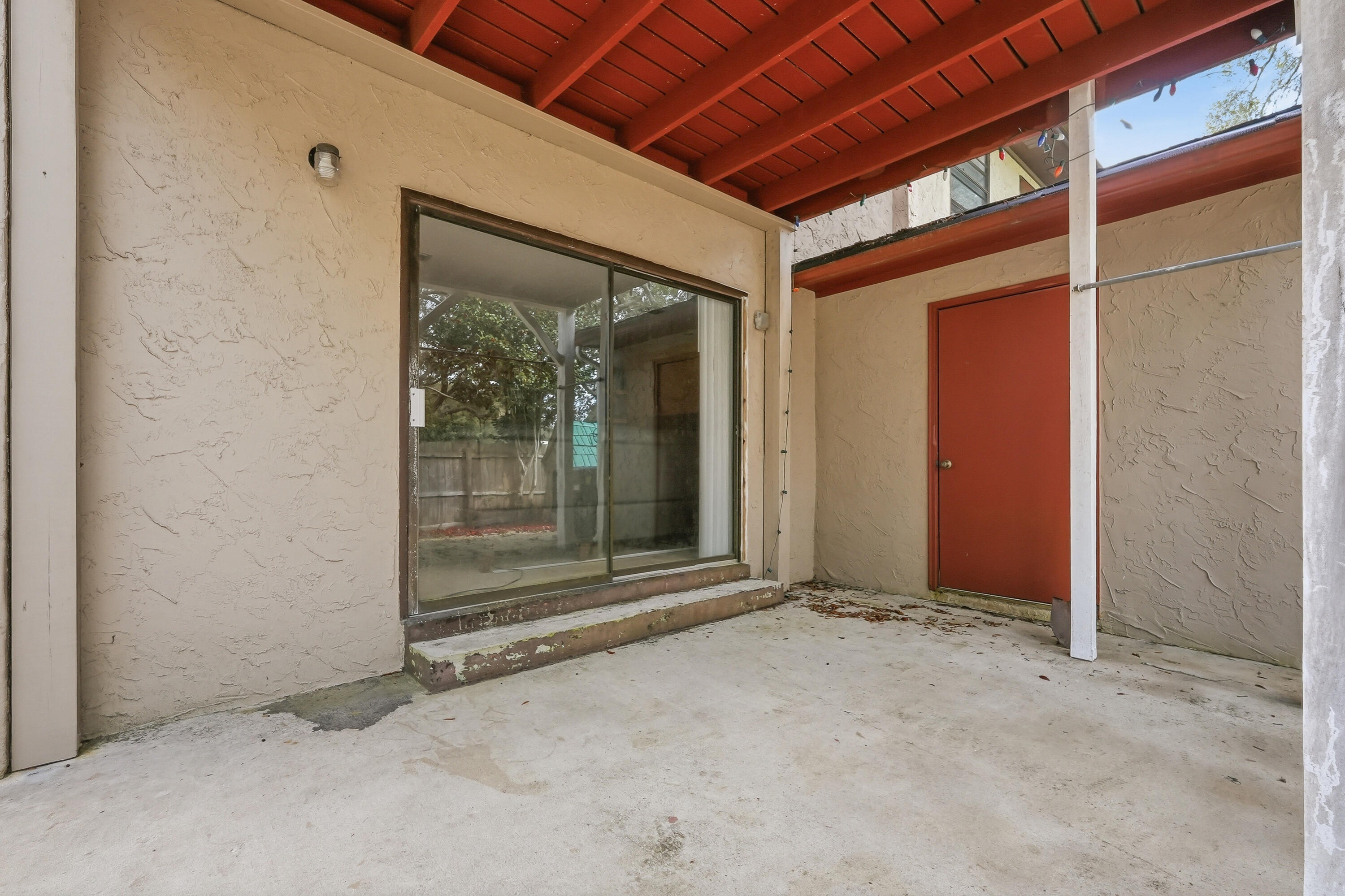 PORT DIXIE BEG NE COR BLK 56 S 164.67 FT - Residential