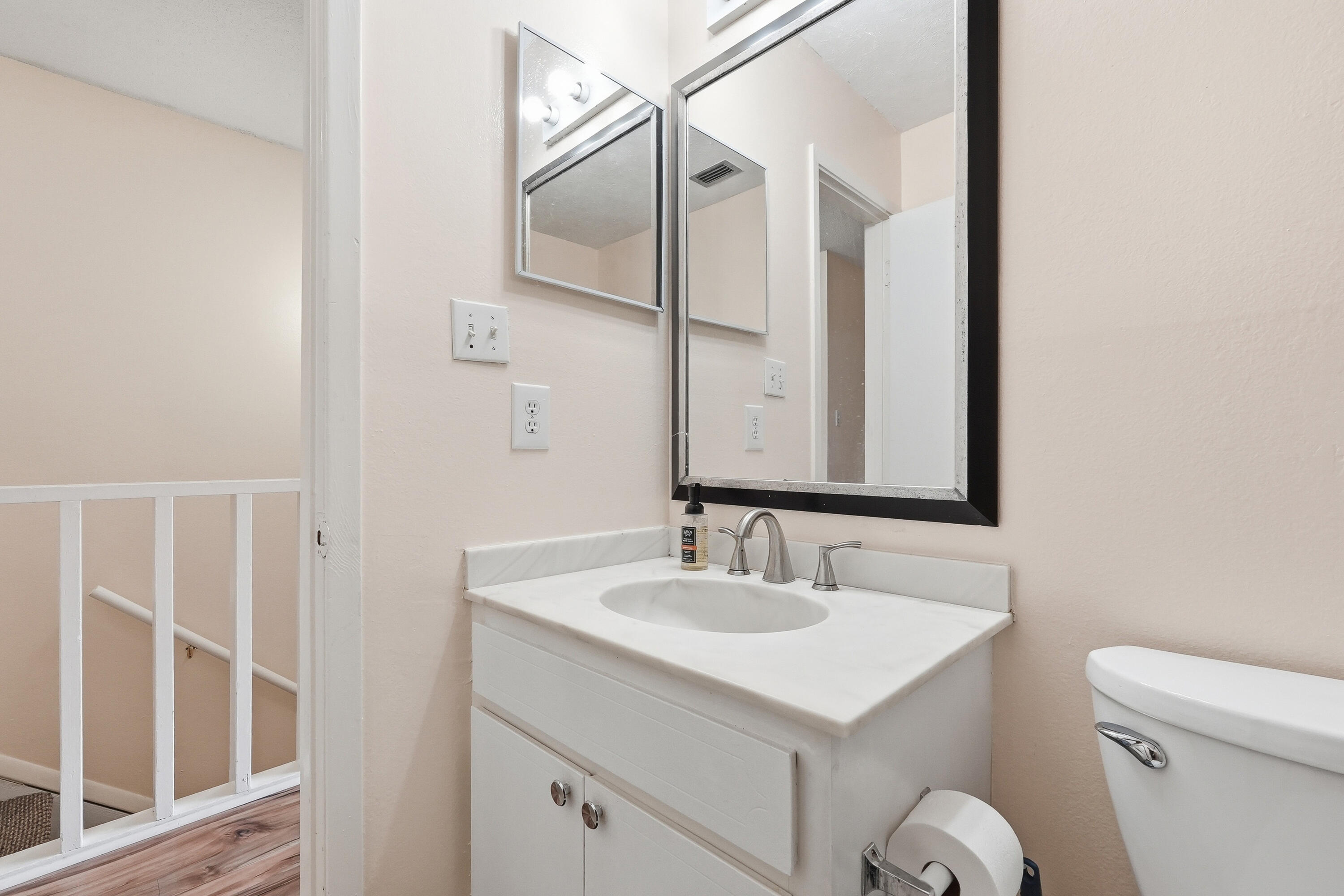 PORT DIXIE BEG NE COR BLK 56 S 164.67 FT - Residential