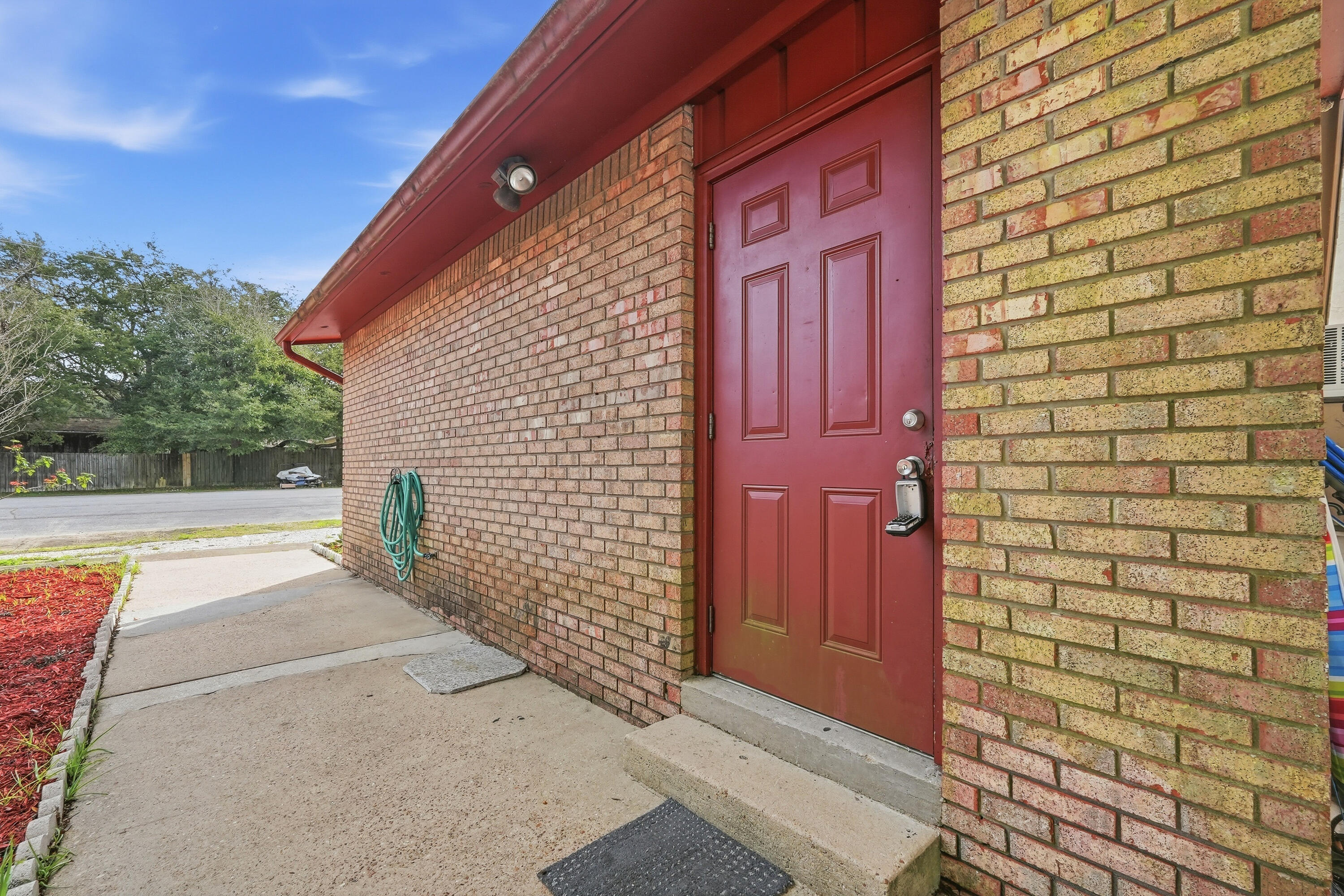 PORT DIXIE BEG NE COR BLK 56 S 164.67 FT - Residential