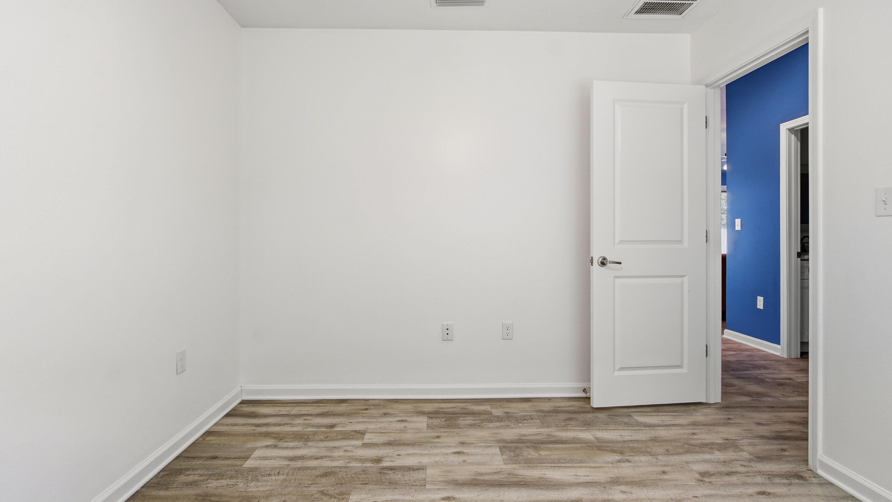 IMPERIAL LAKES UNIT II - Residential Lease