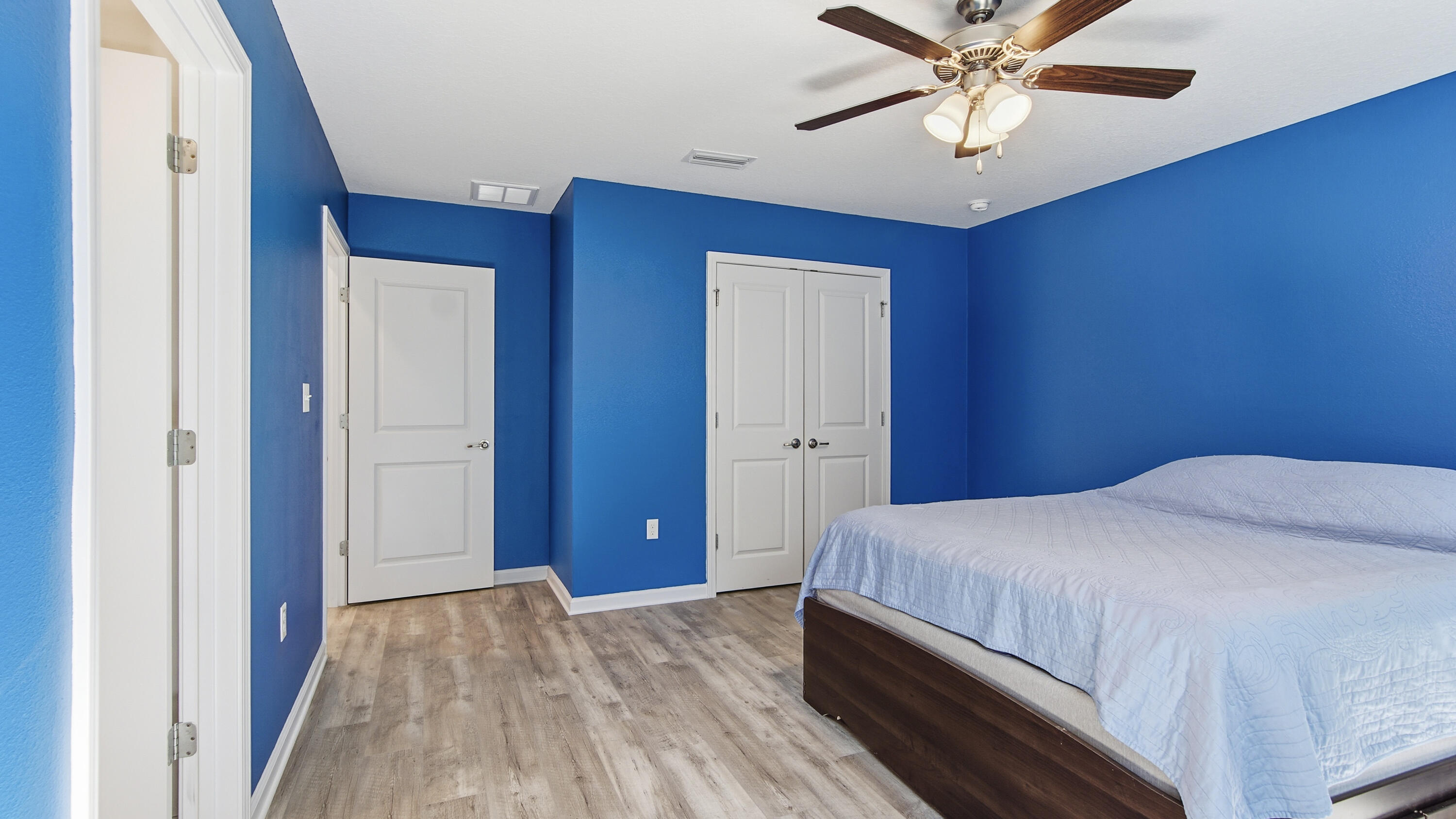 IMPERIAL LAKES UNIT II - Residential Lease