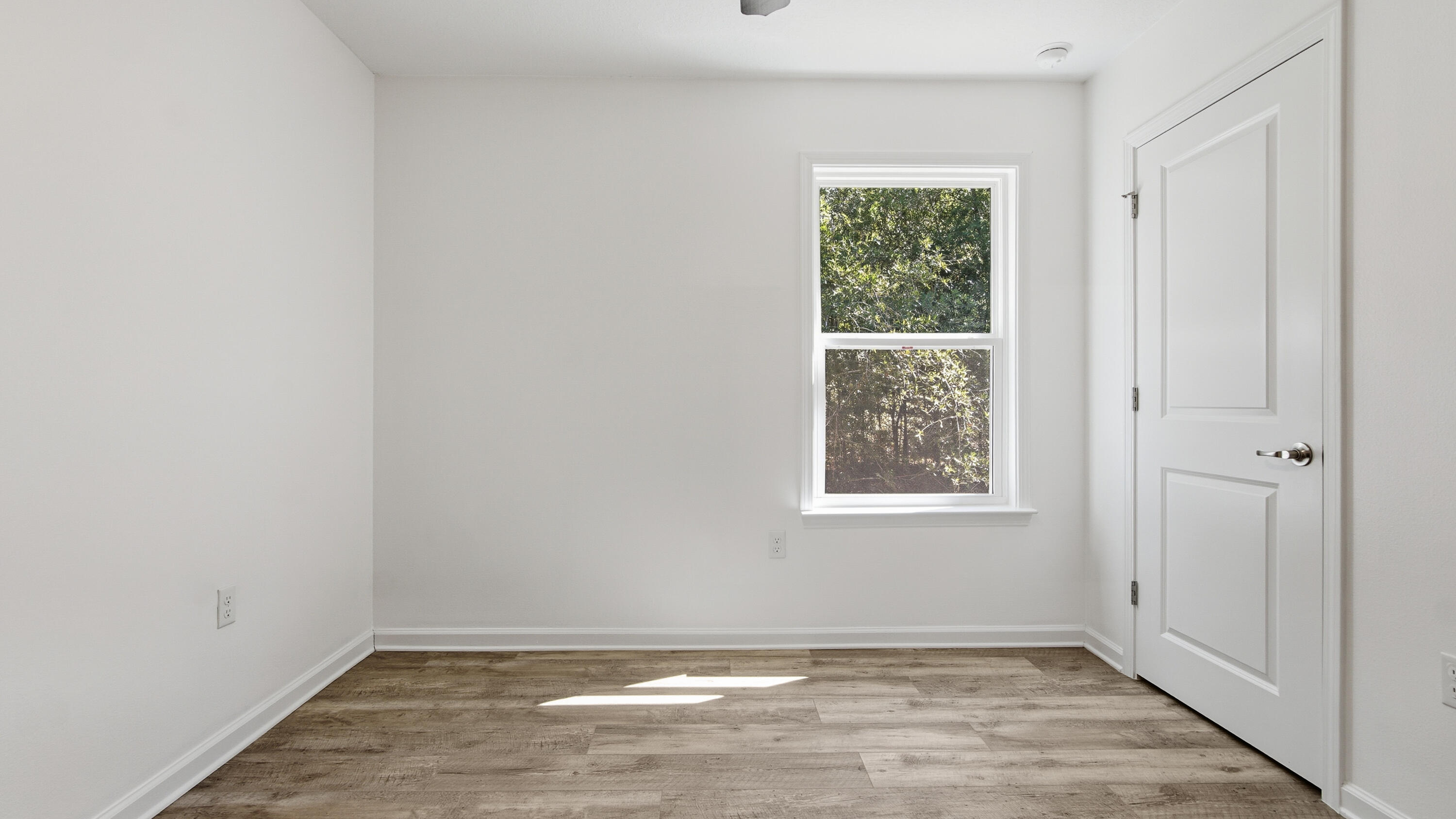 IMPERIAL LAKES UNIT II - Residential Lease