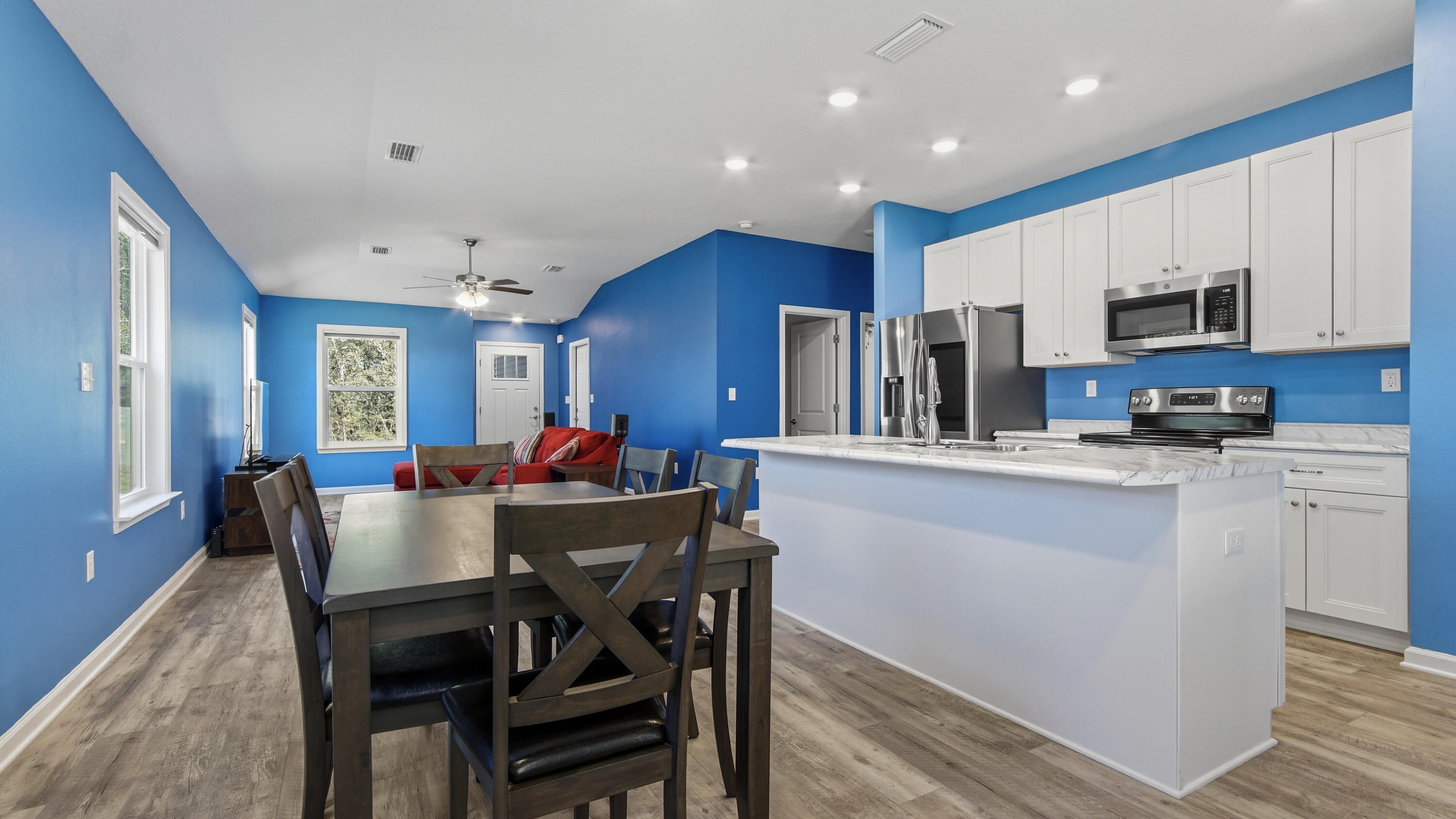 IMPERIAL LAKES UNIT II - Residential Lease