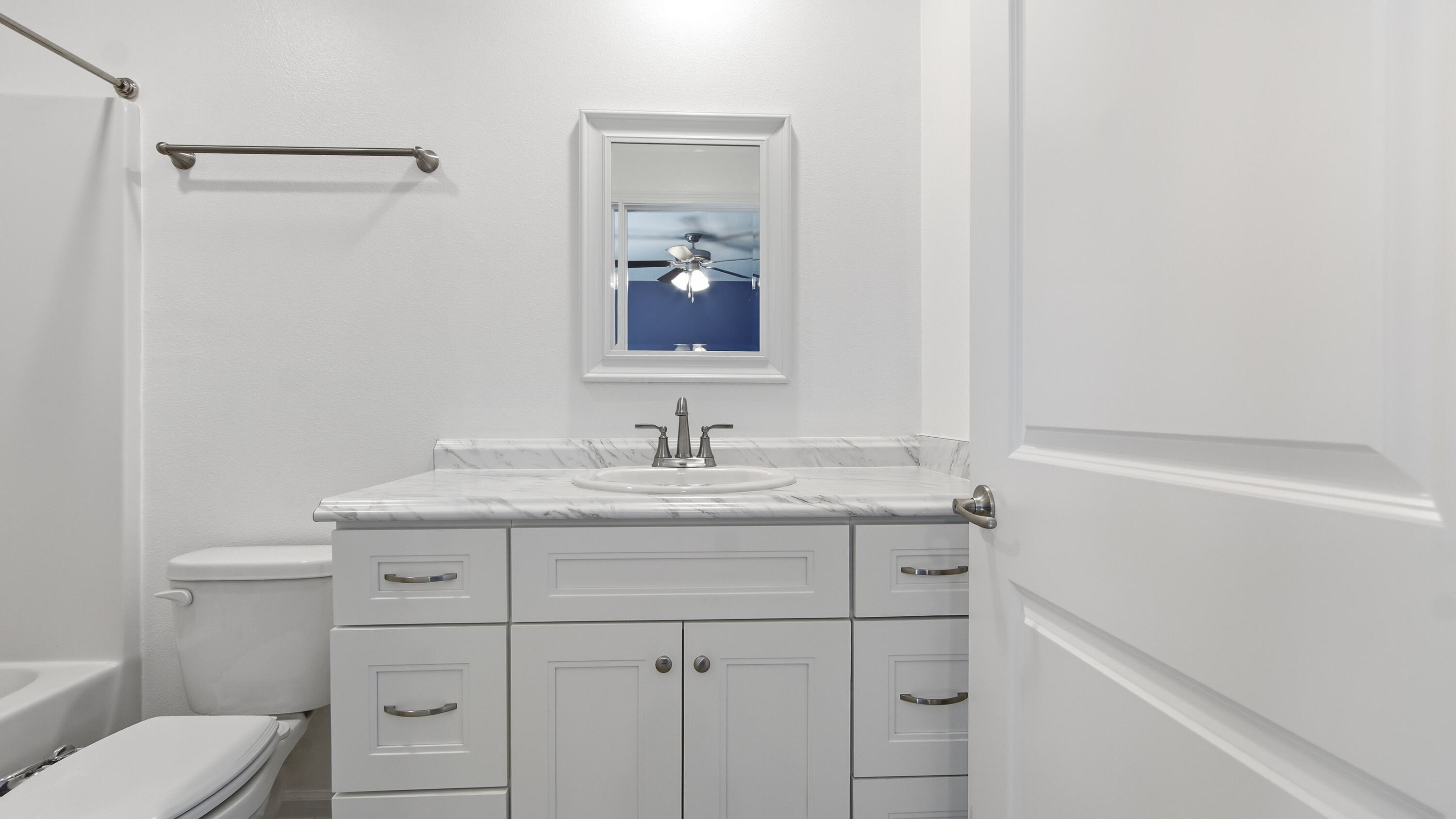 IMPERIAL LAKES UNIT II - Residential Lease