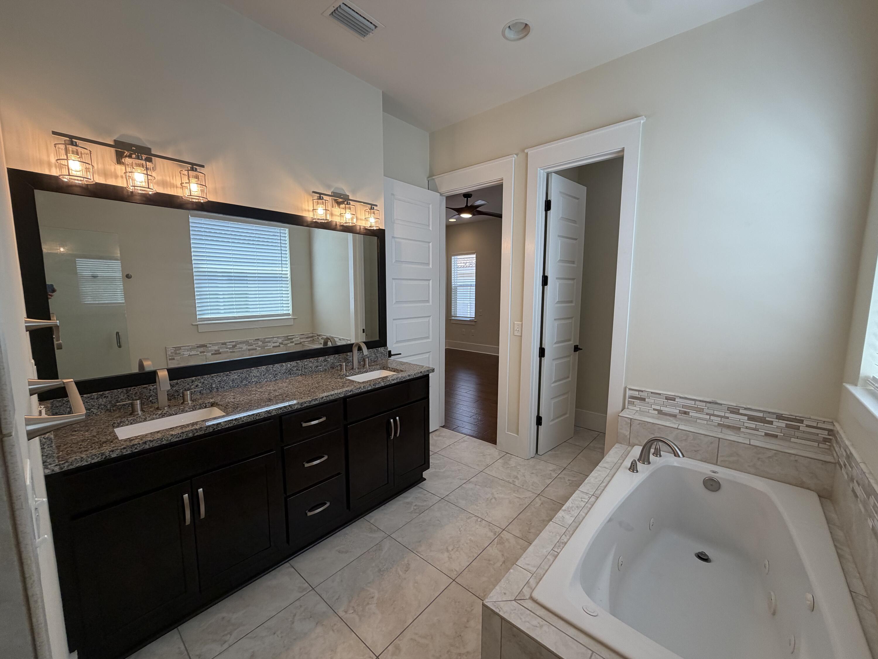 CALUSA BAY S/D - Residential