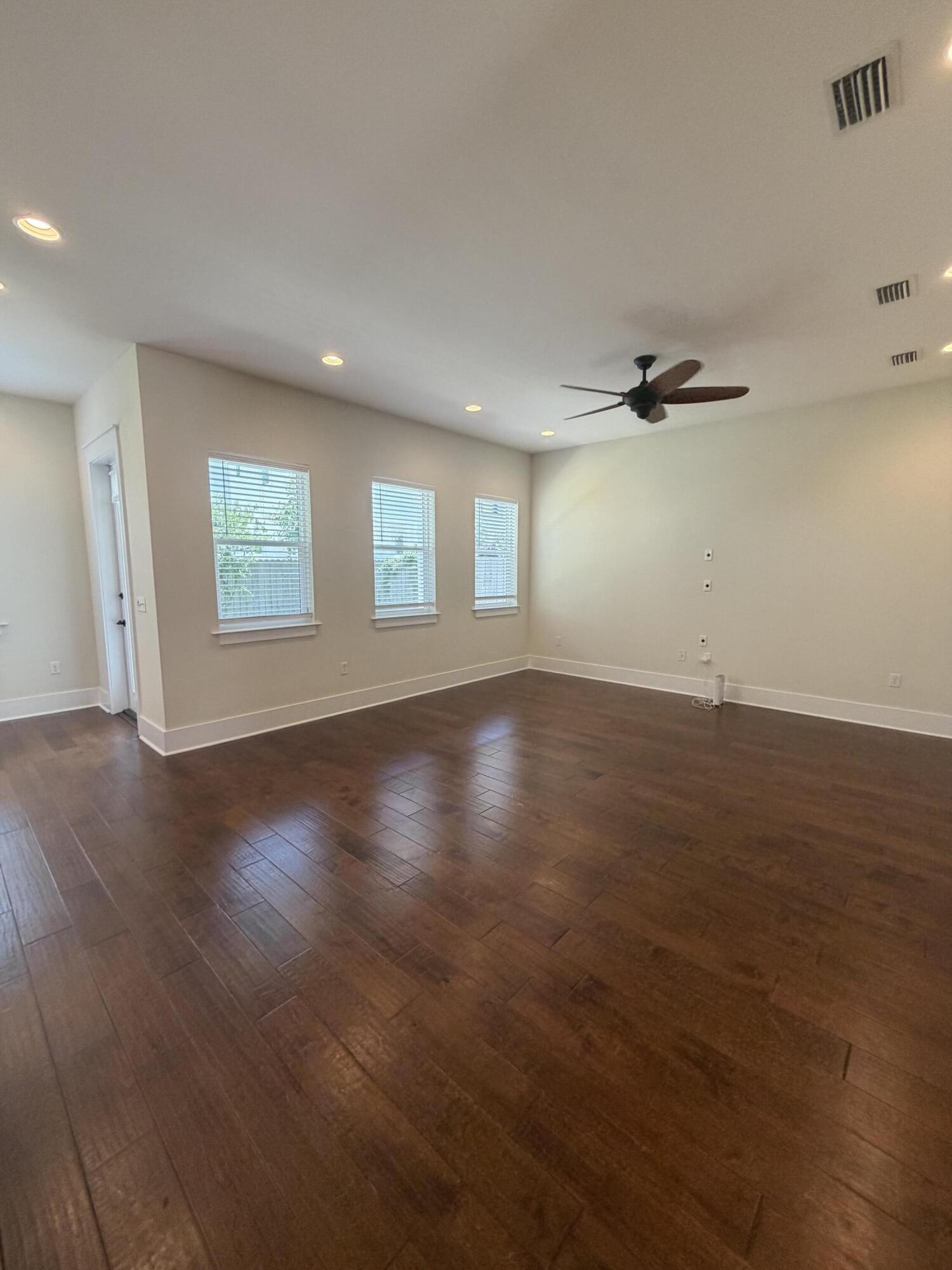 CALUSA BAY S/D - Residential