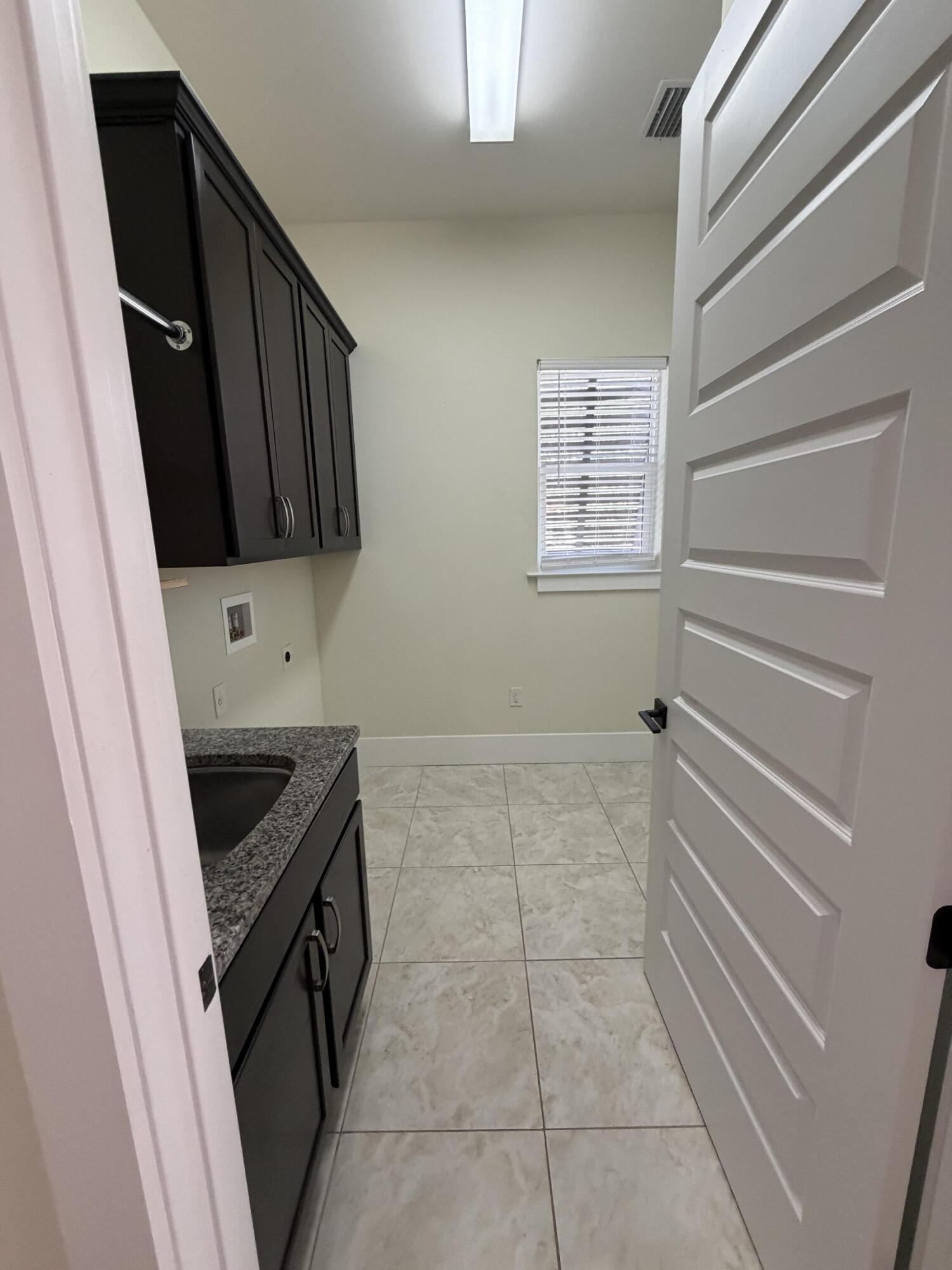 CALUSA BAY S/D - Residential