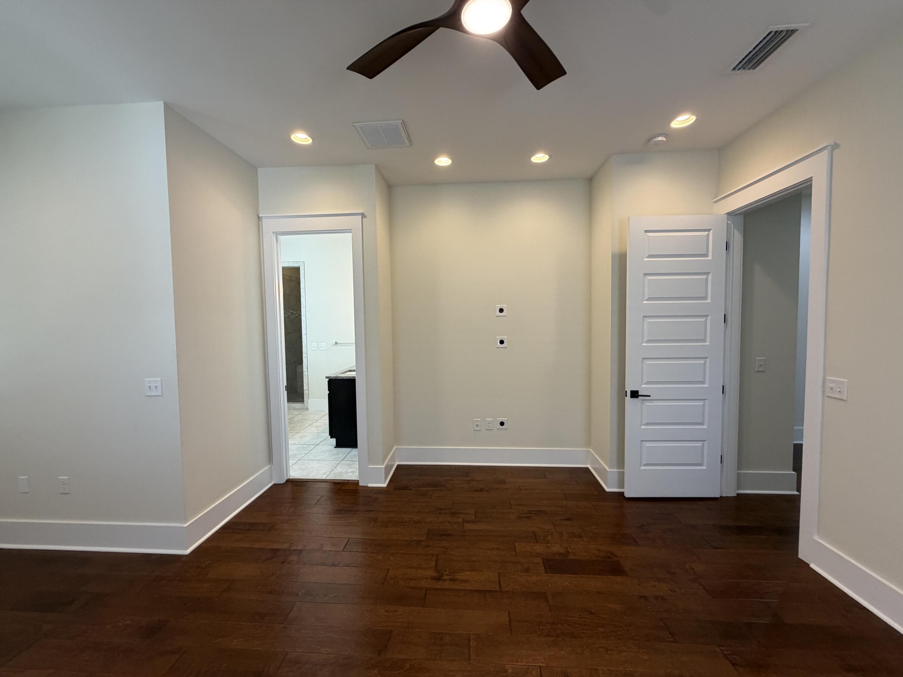 CALUSA BAY S/D - Residential