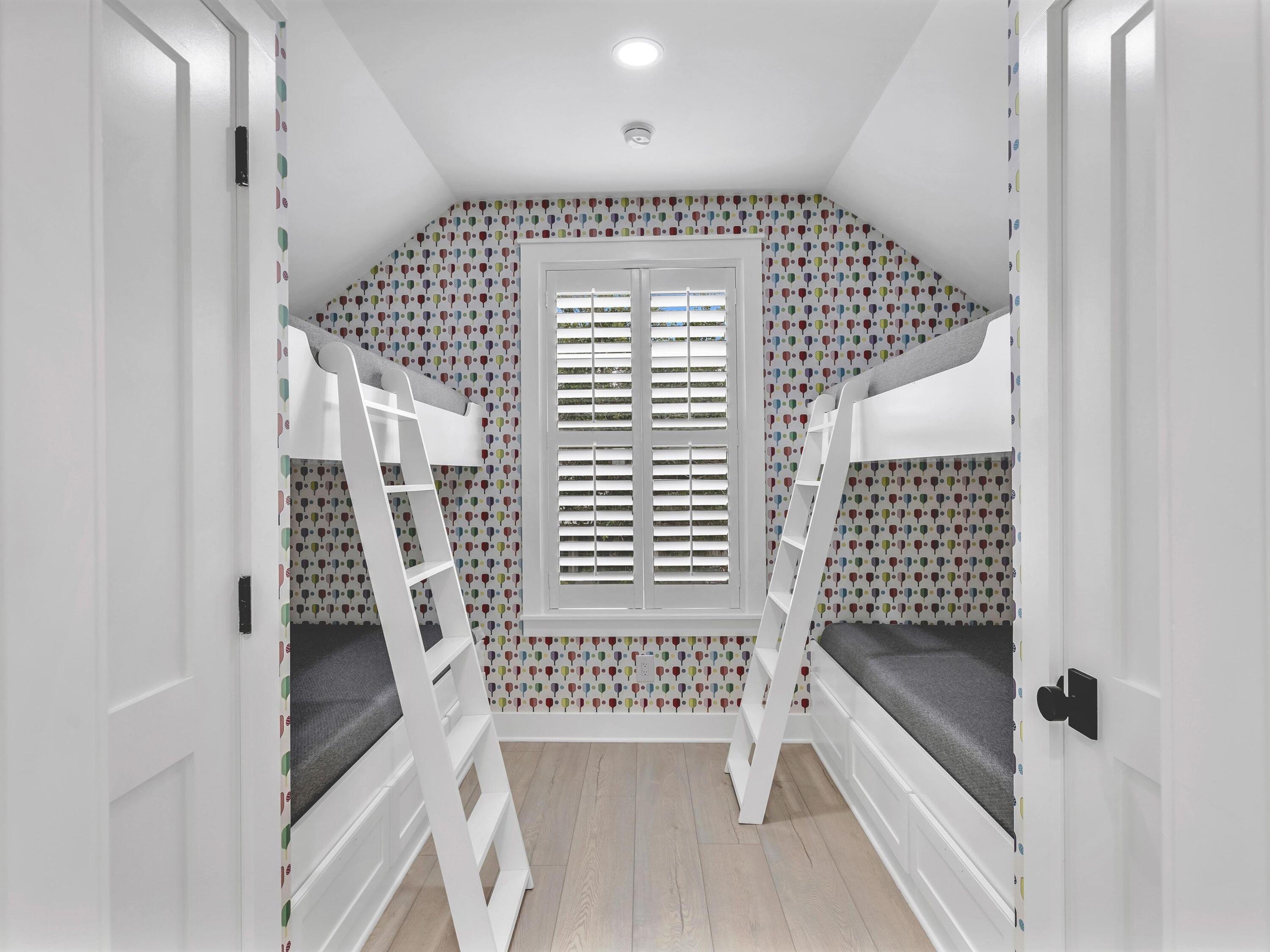 WATERCOLOR - Residential