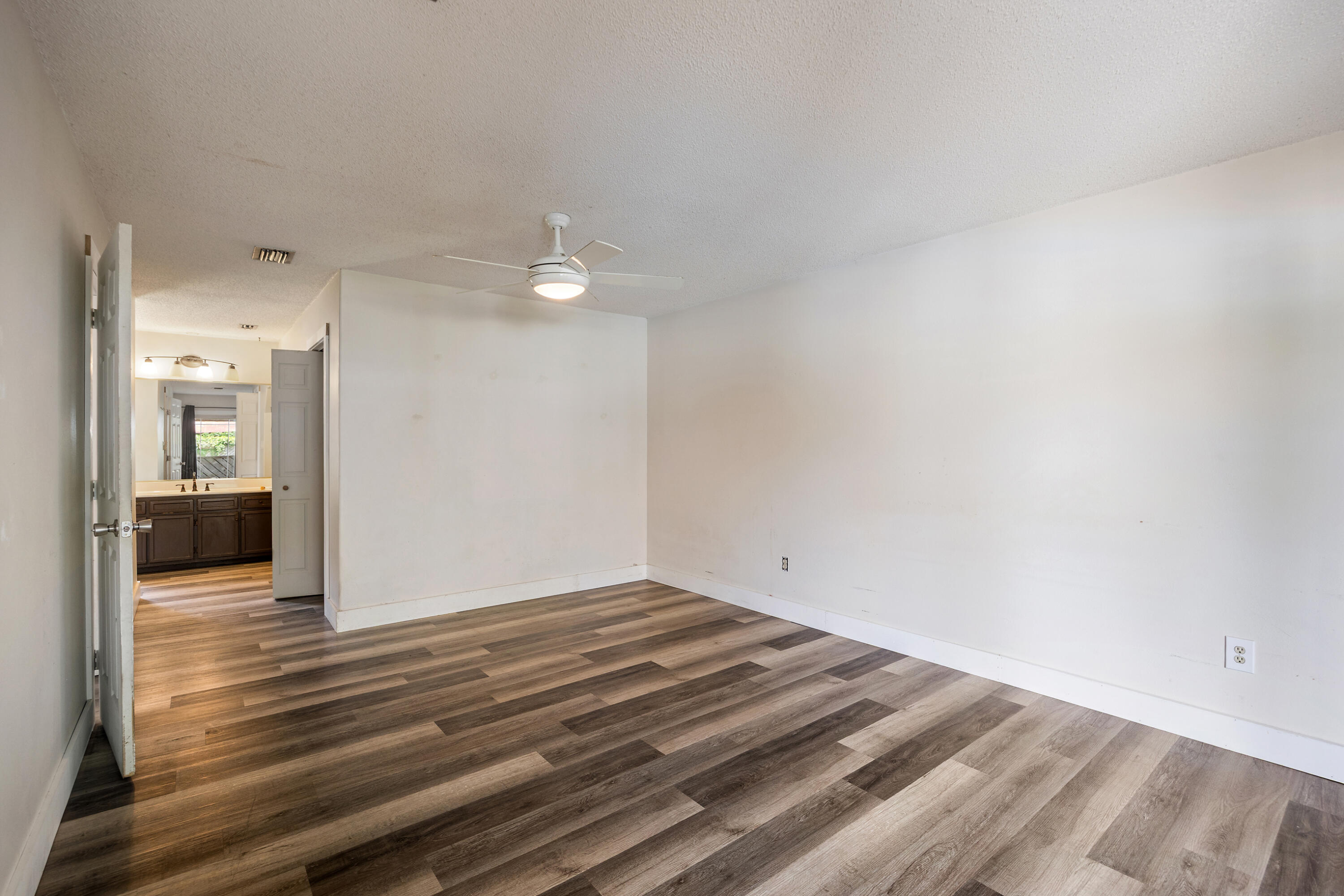 FOREST HEIGHTS - Residential