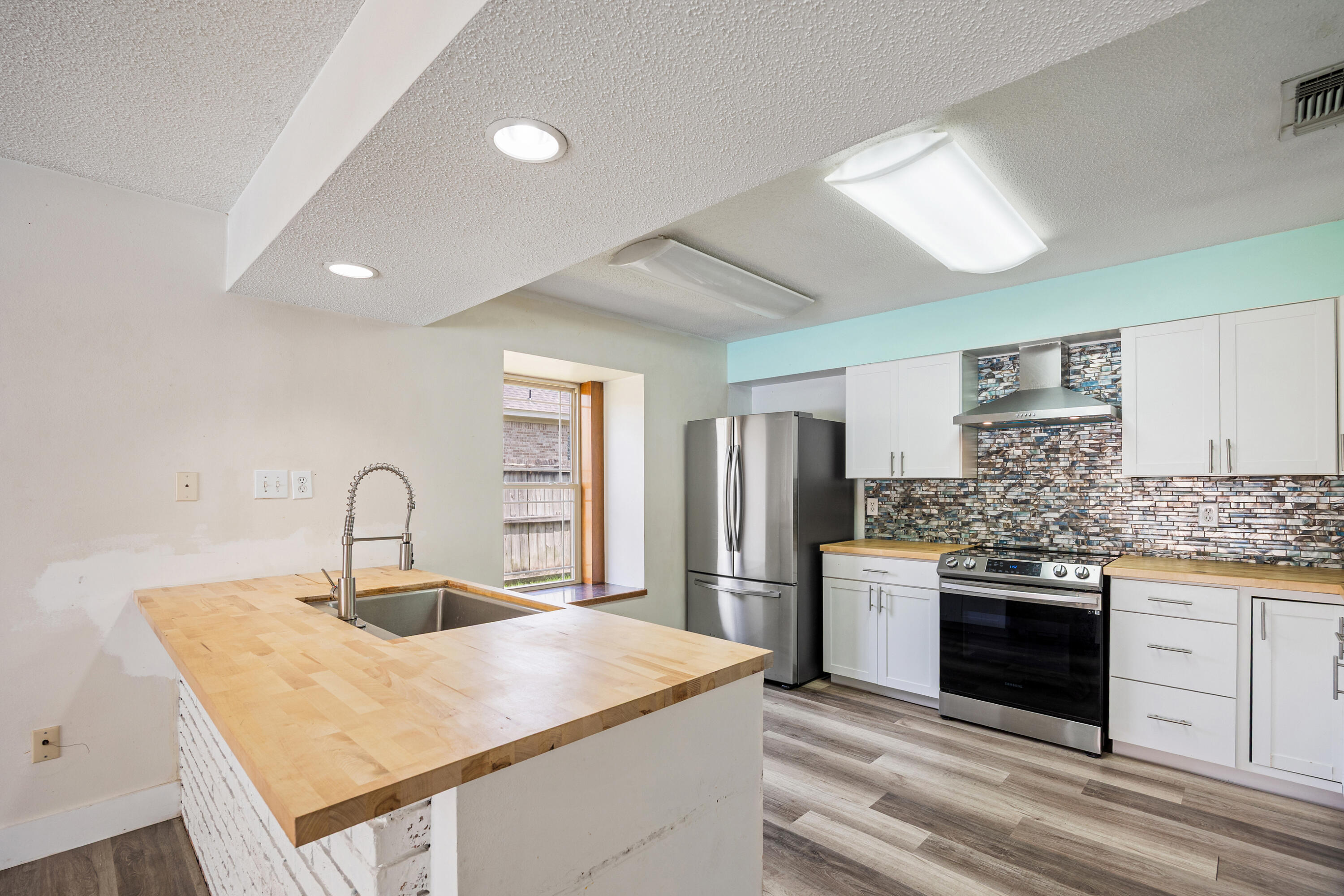 FOREST HEIGHTS - Residential