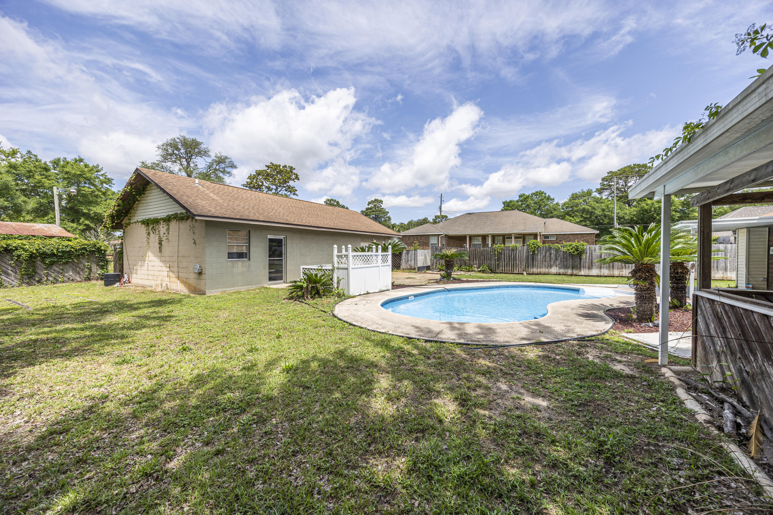 FOREST HEIGHTS - Residential