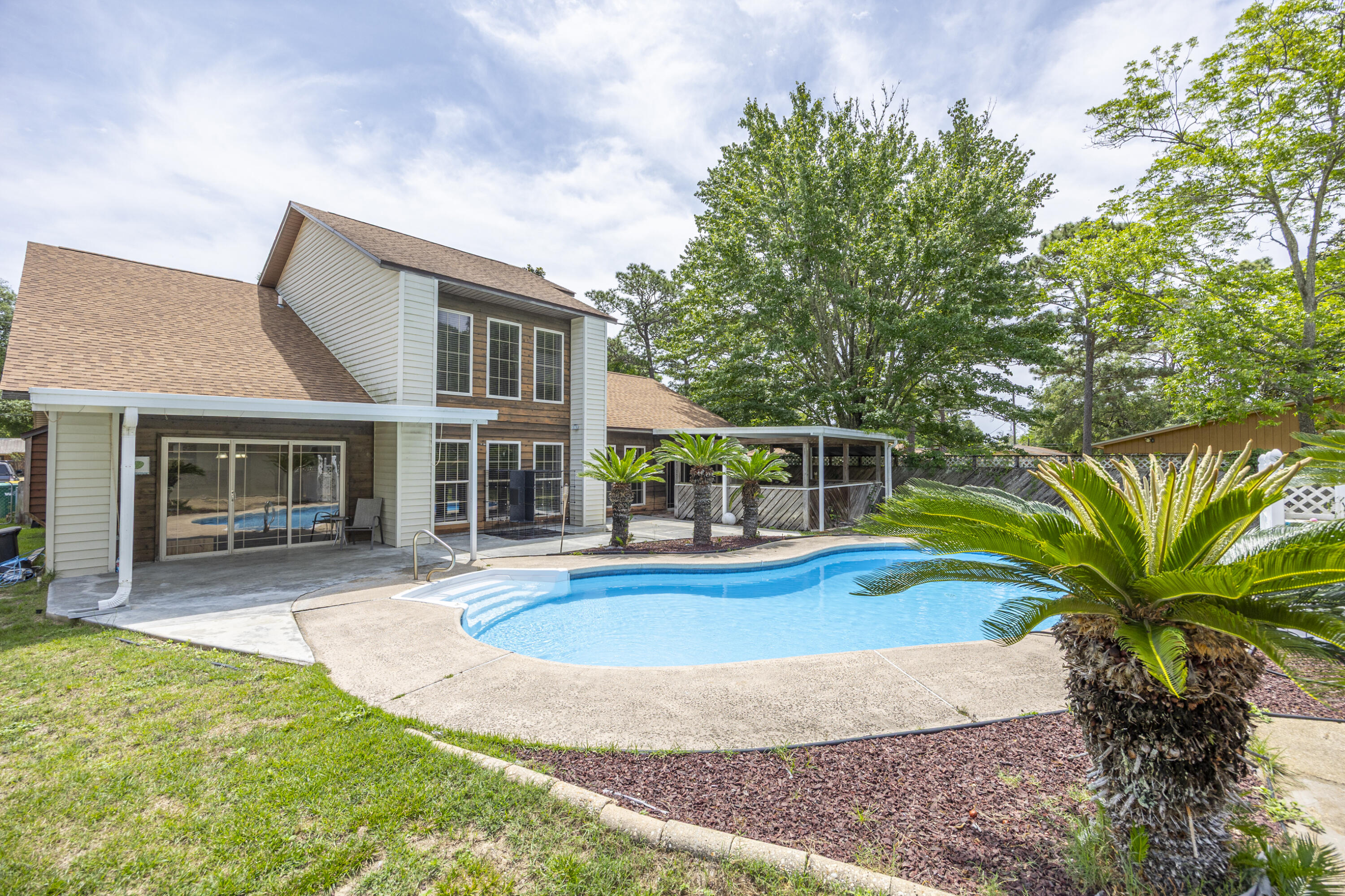 FOREST HEIGHTS - Residential