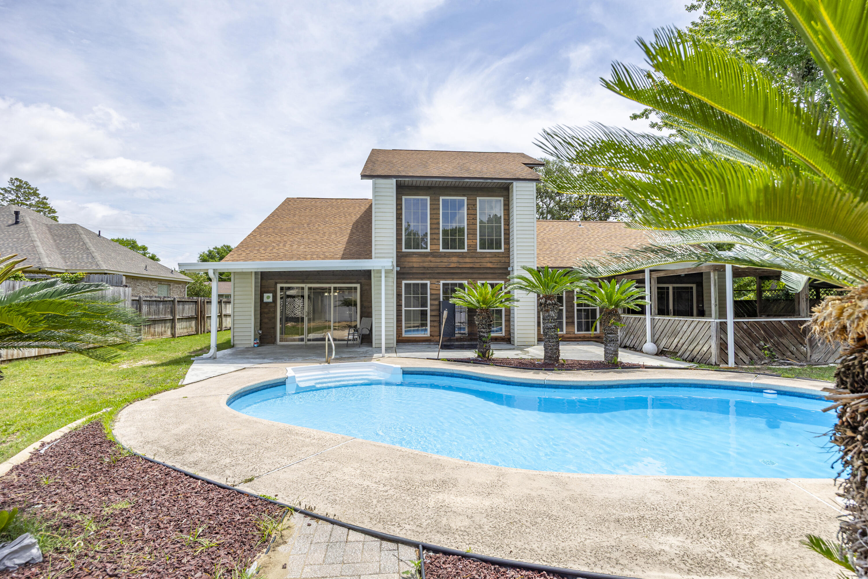FOREST HEIGHTS - Residential