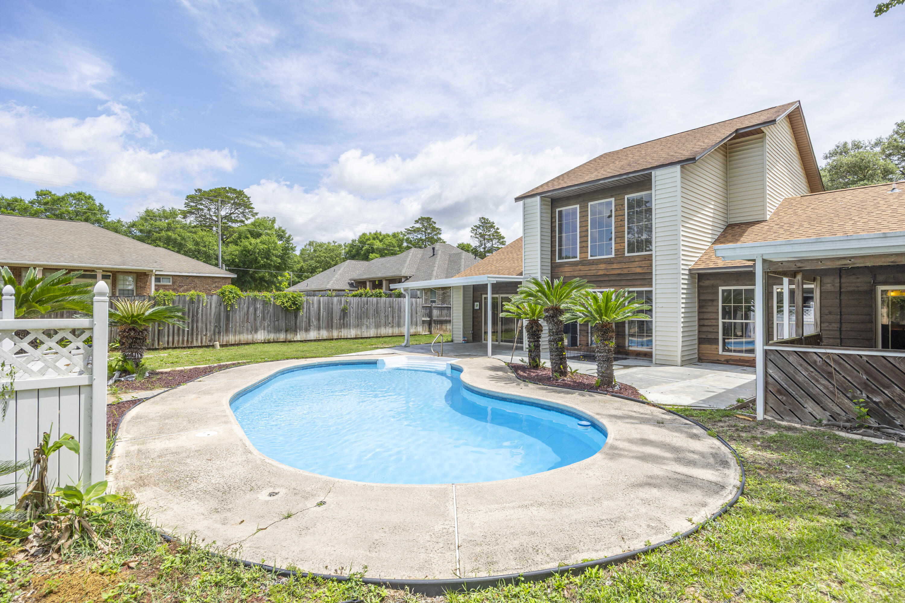 FOREST HEIGHTS - Residential