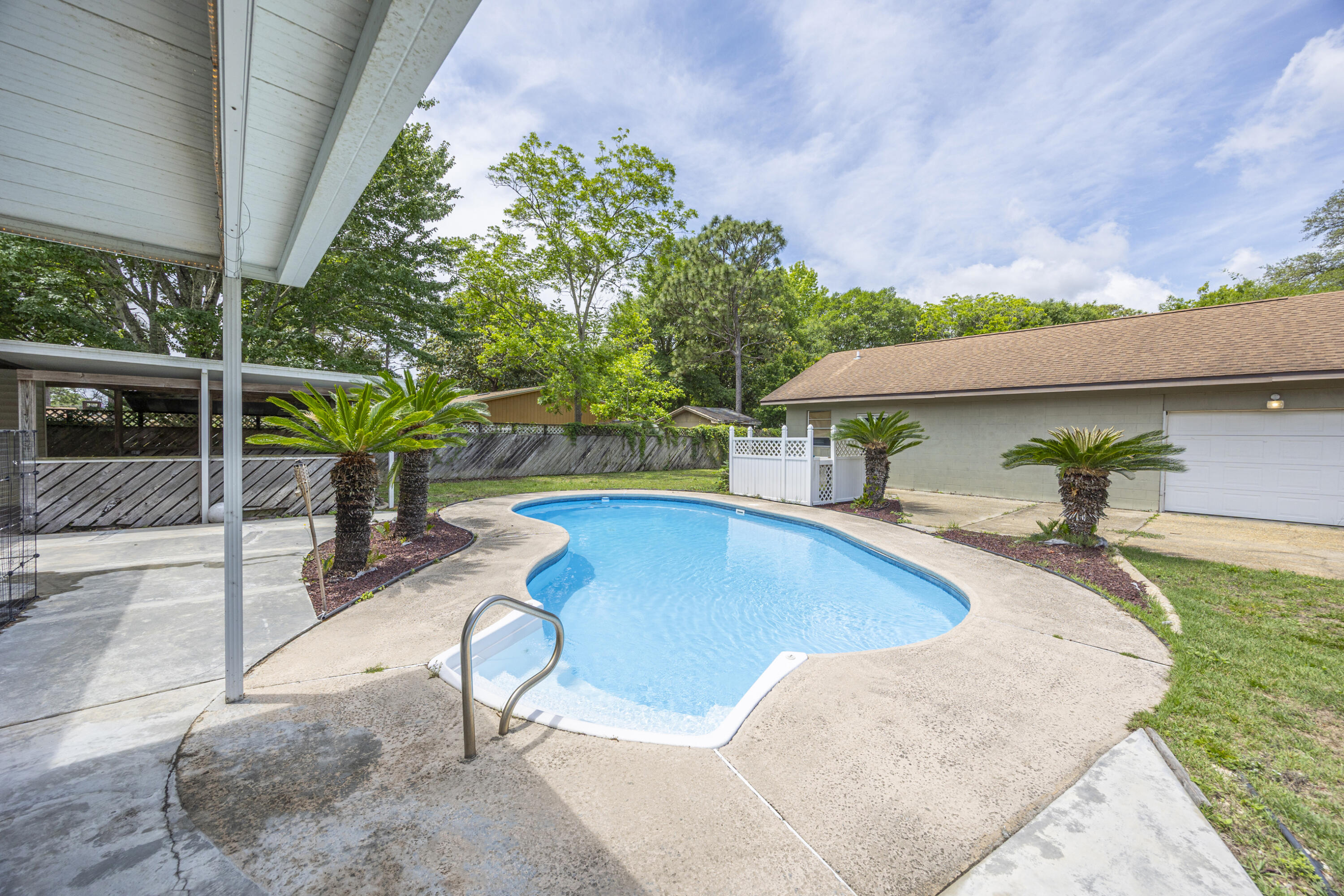 FOREST HEIGHTS - Residential