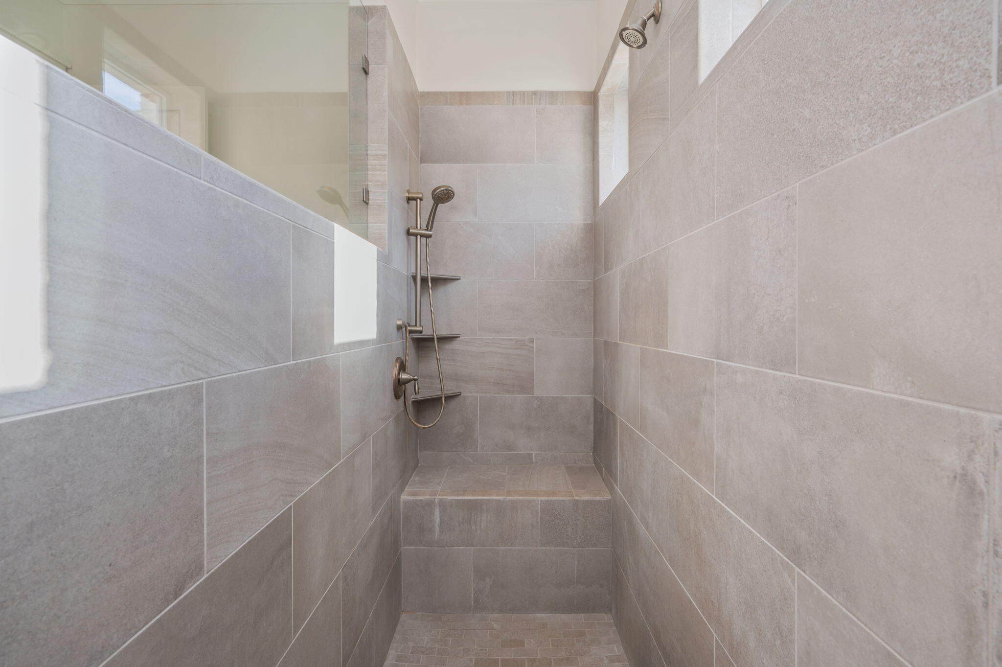 WATER'S EDGE - Residential