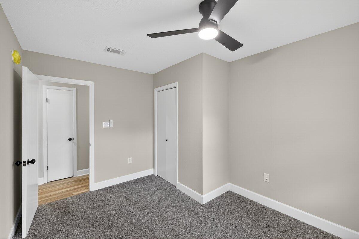 KENWOOD FIRST ADDITION LOT 4 BLK C - Residential