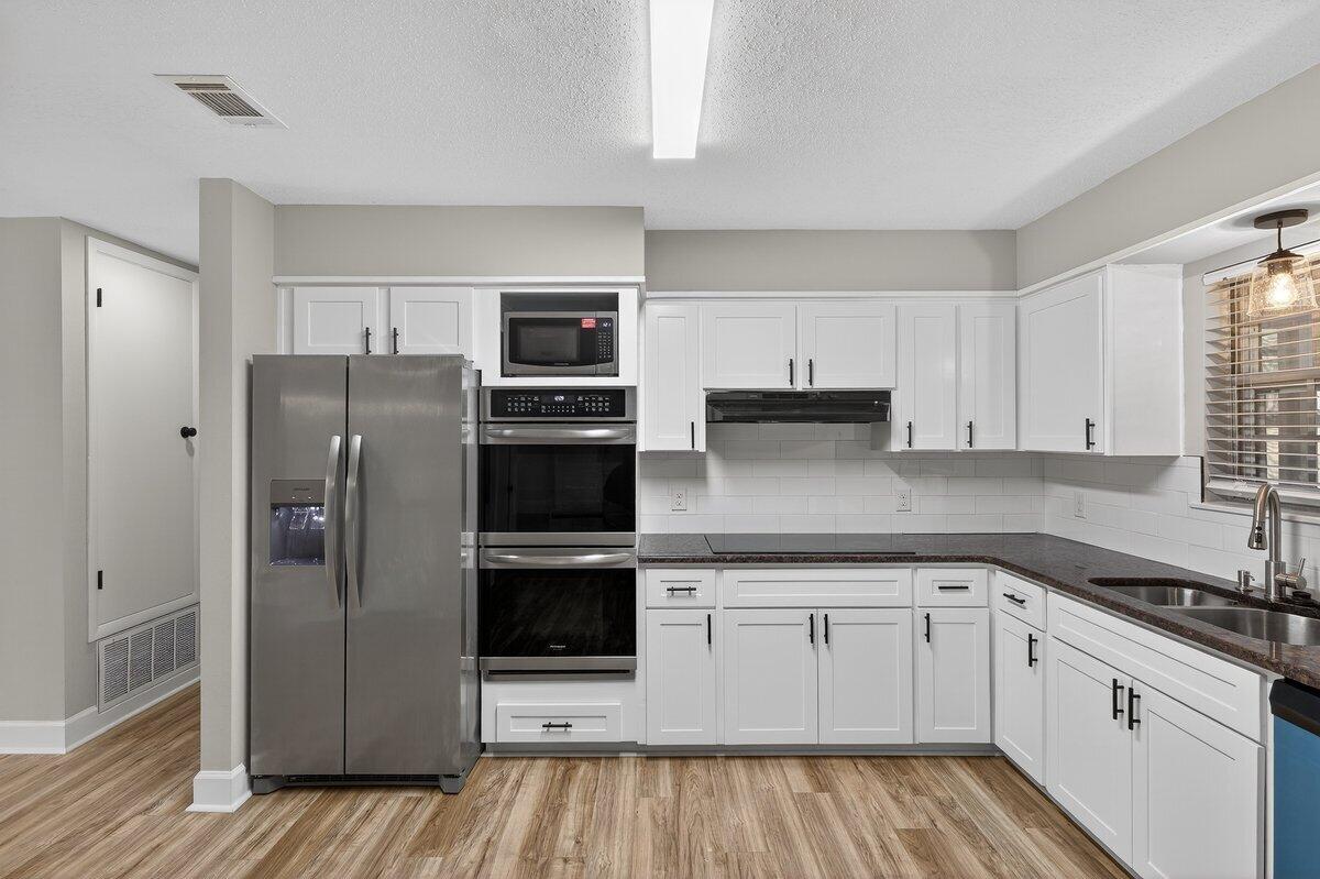 KENWOOD FIRST ADDITION LOT 4 BLK C - Residential