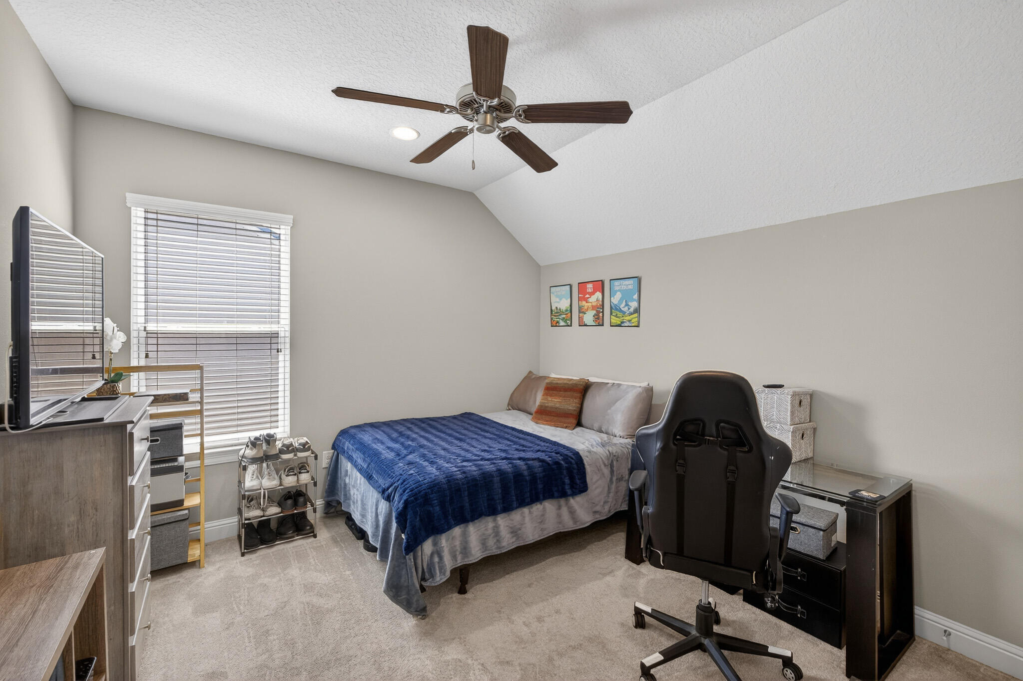 HATTIES GROVE - Residential