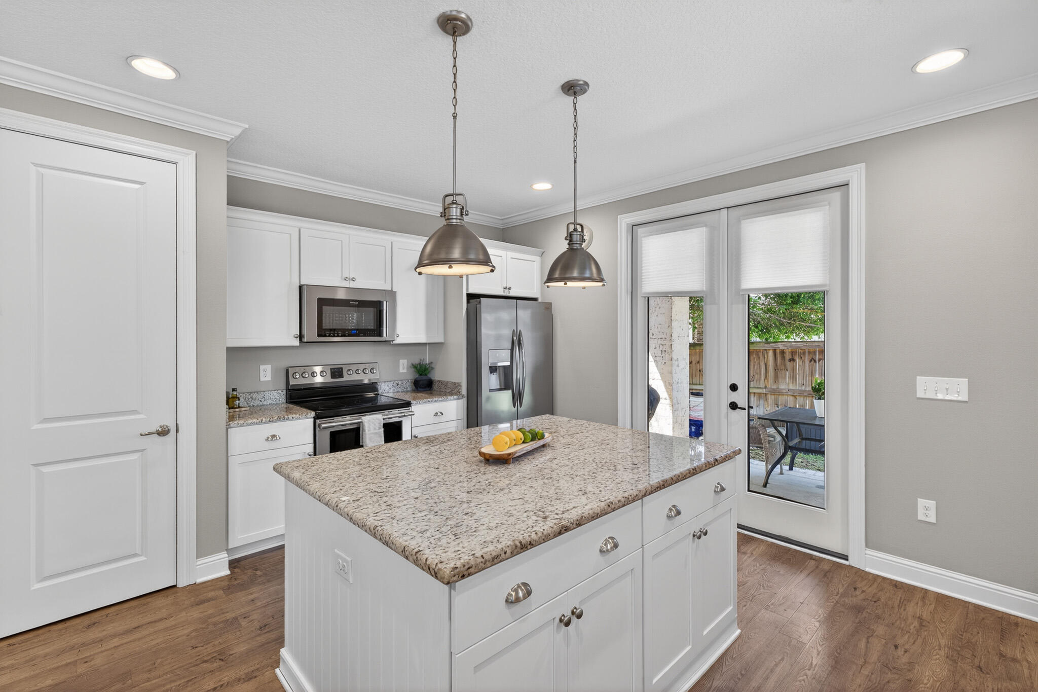 HATTIES GROVE - Residential