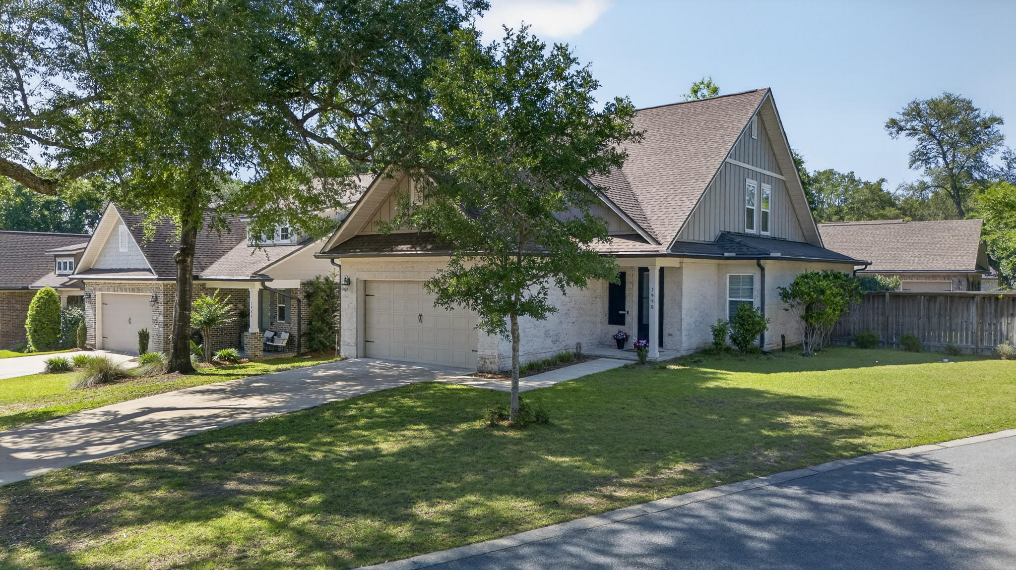 HATTIES GROVE - Residential