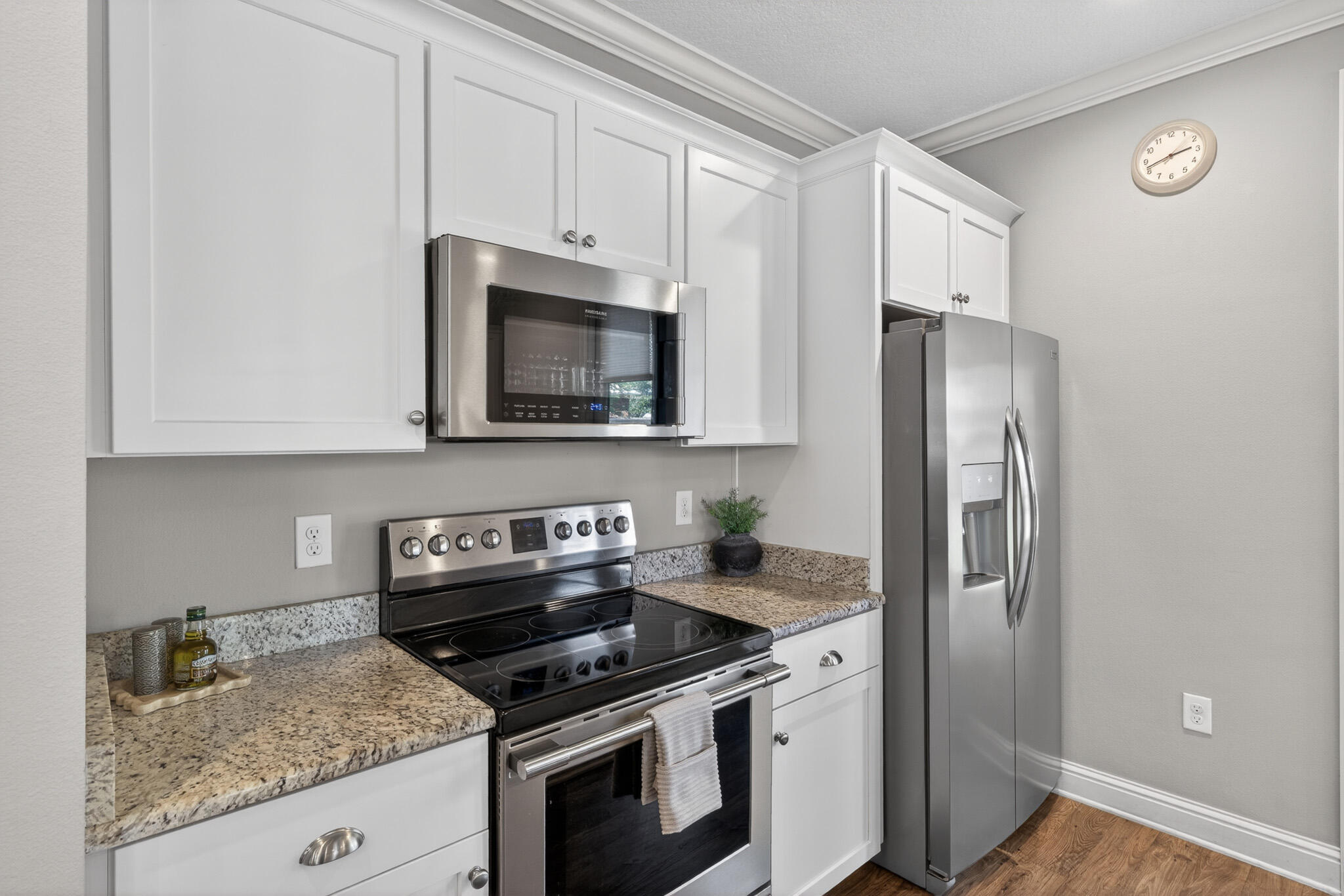 HATTIES GROVE - Residential
