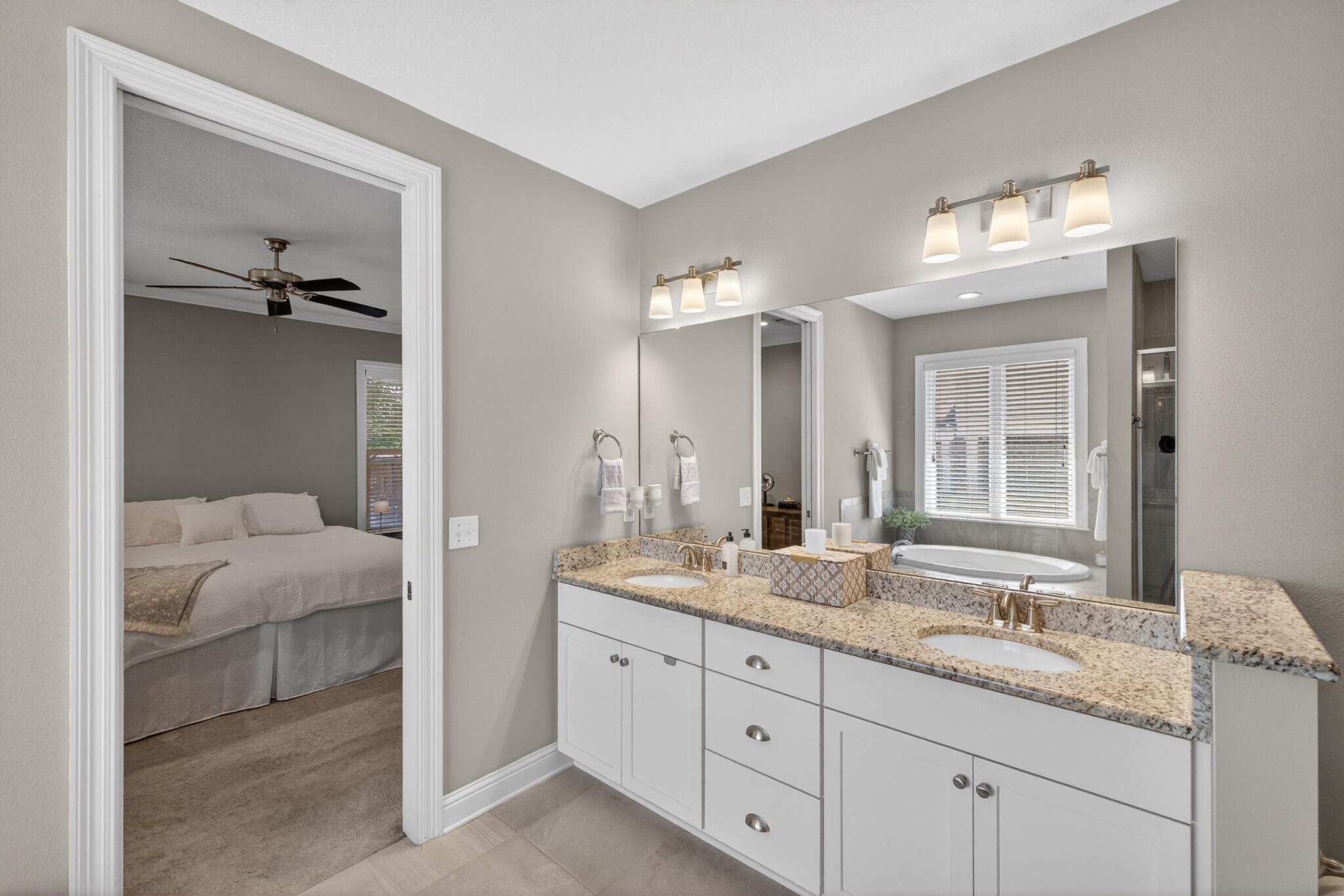 HATTIES GROVE - Residential