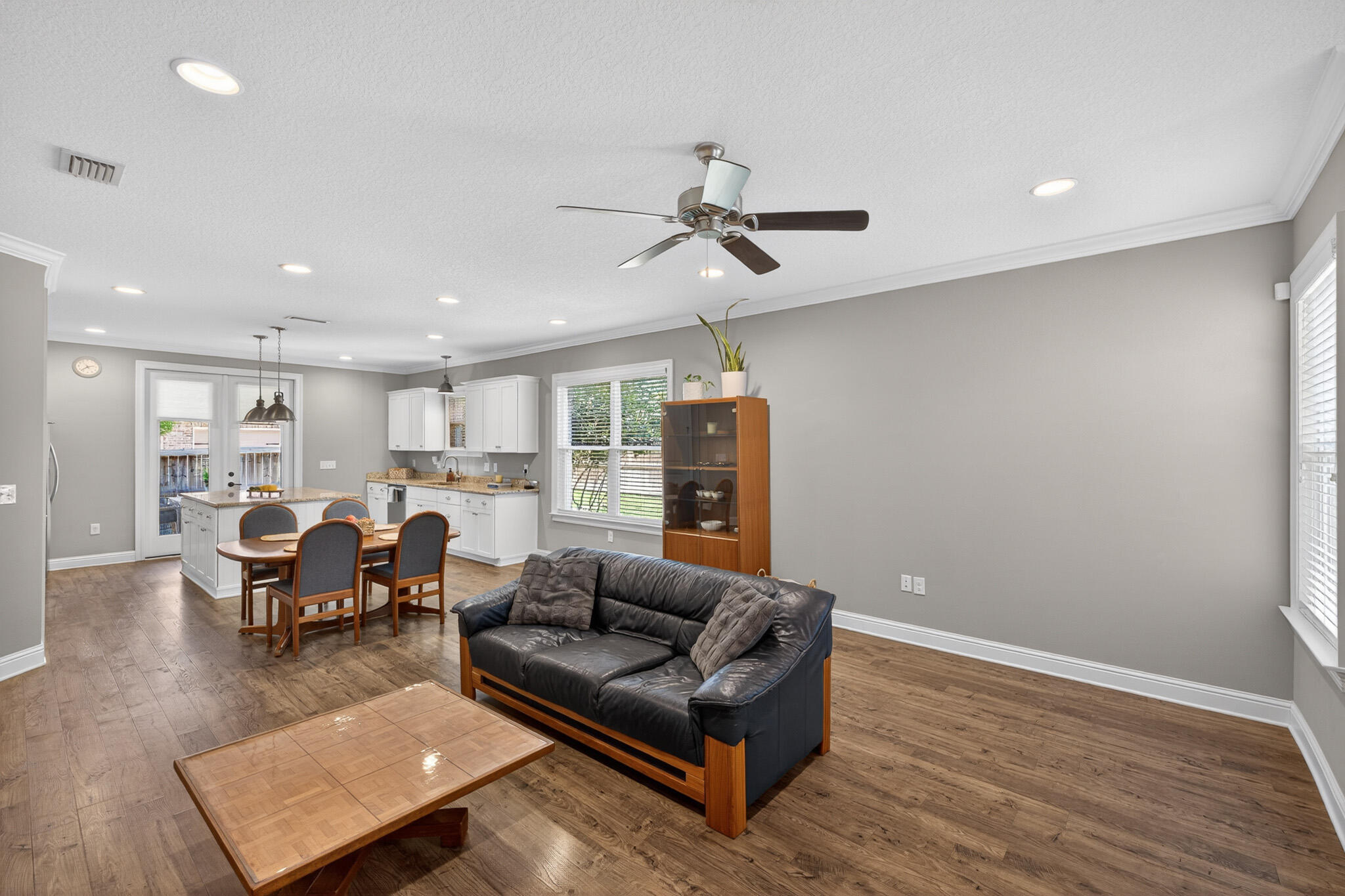 HATTIES GROVE - Residential