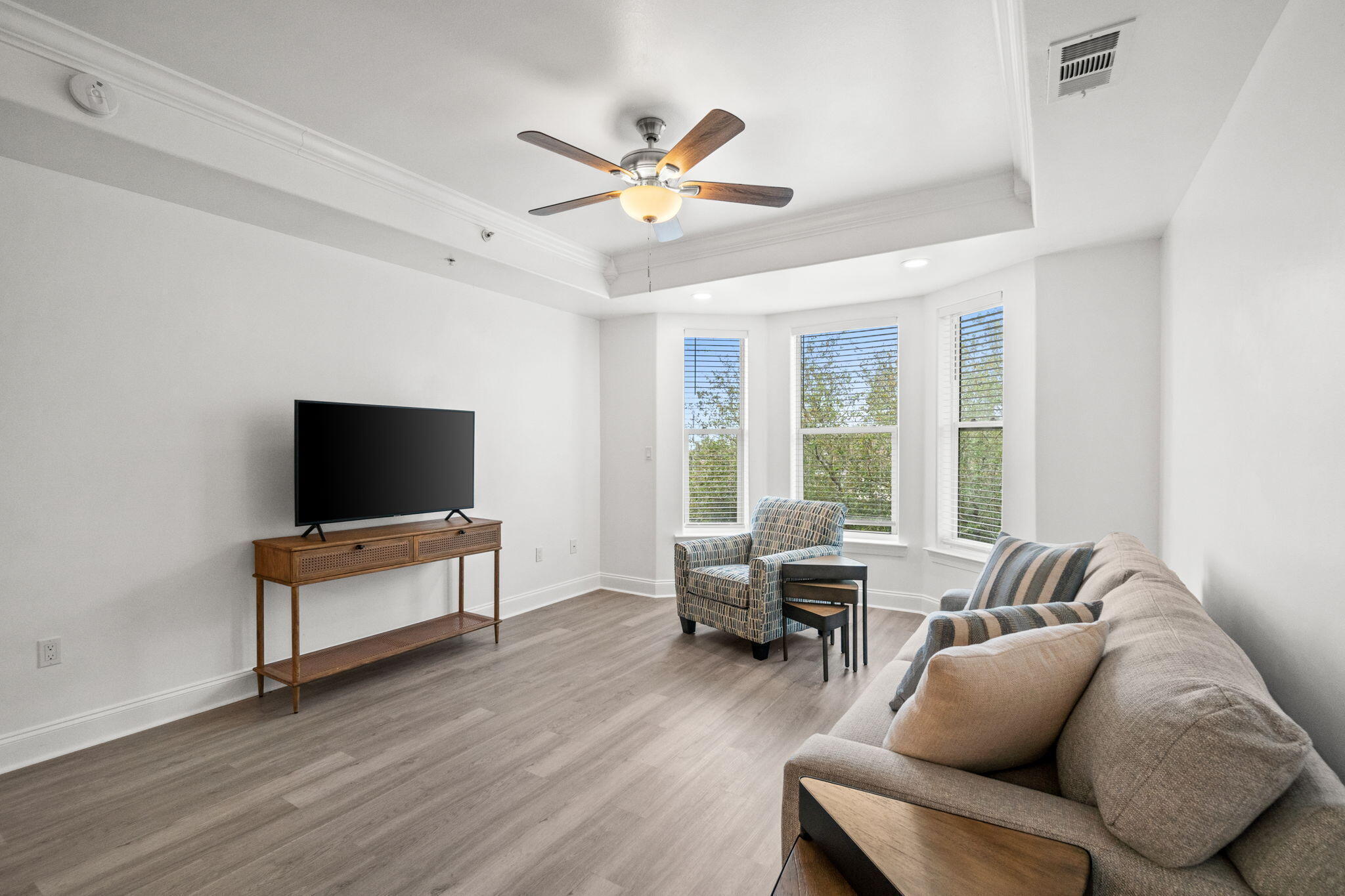 OLD BAY CONDO - Residential