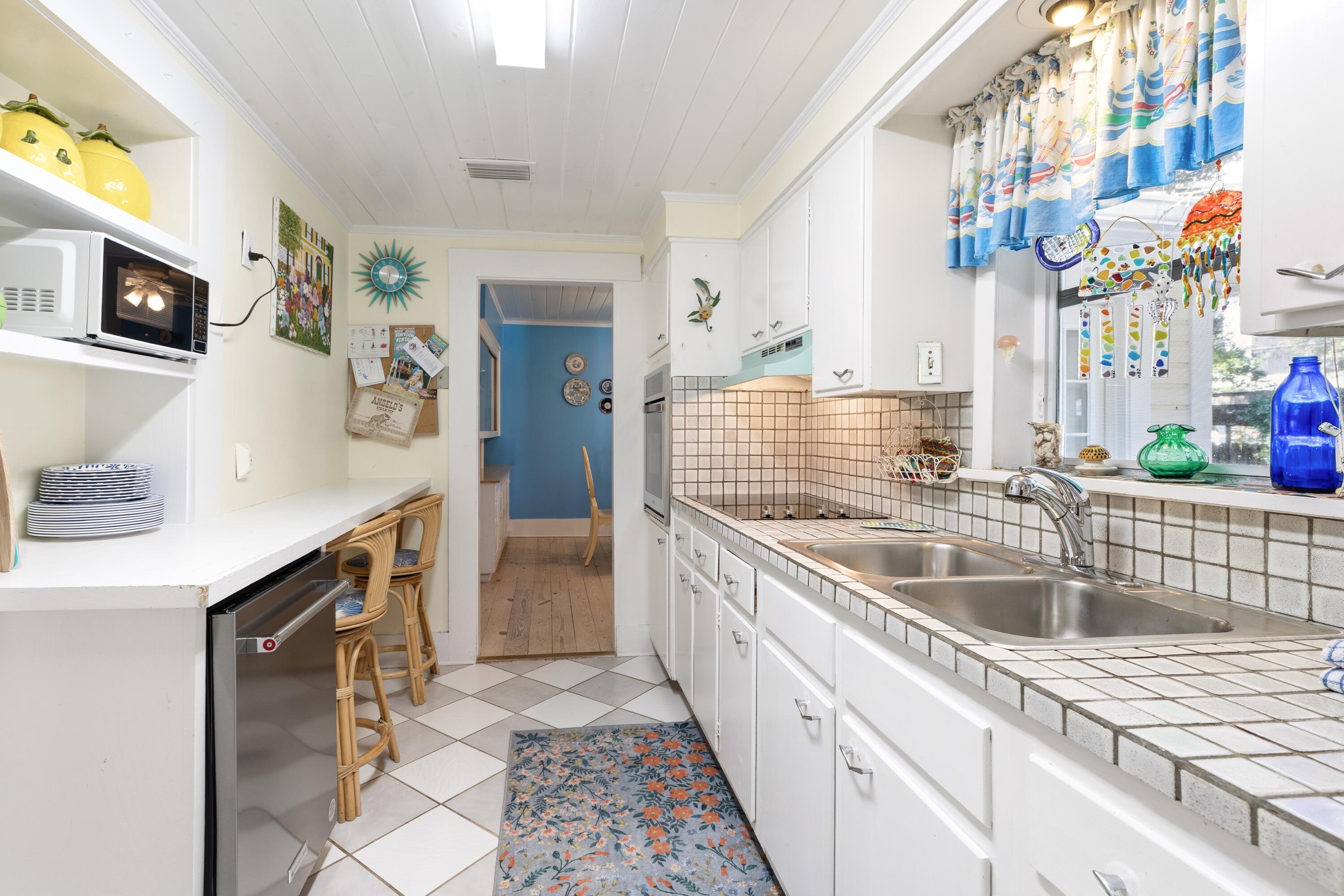 SEAGROVE 3RD ADDN - Residential