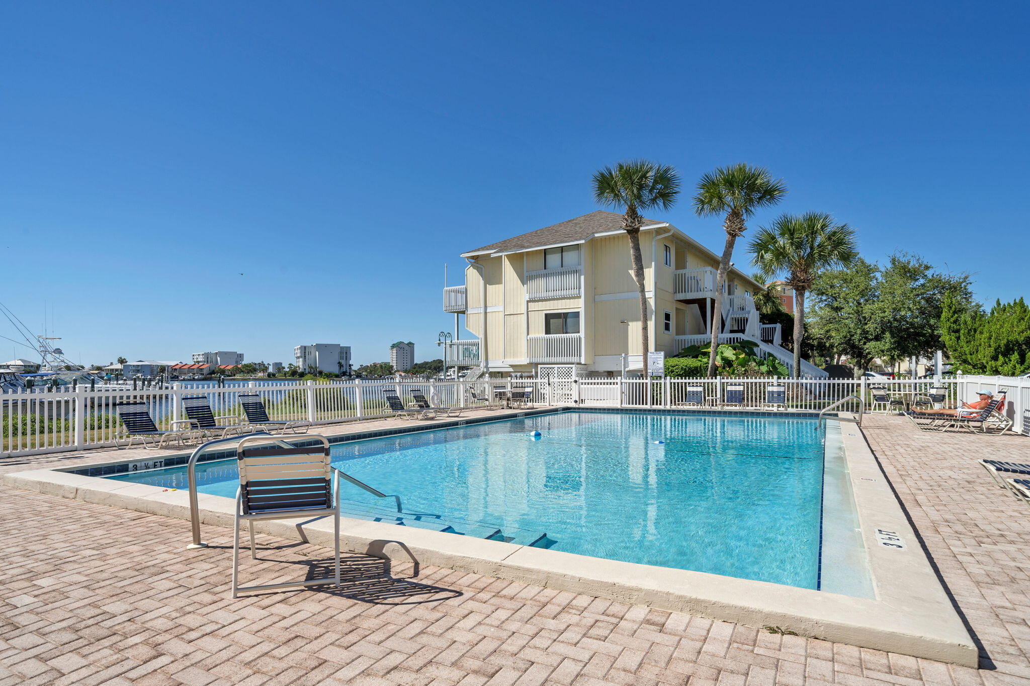 SANDPIPER COVE - Residential