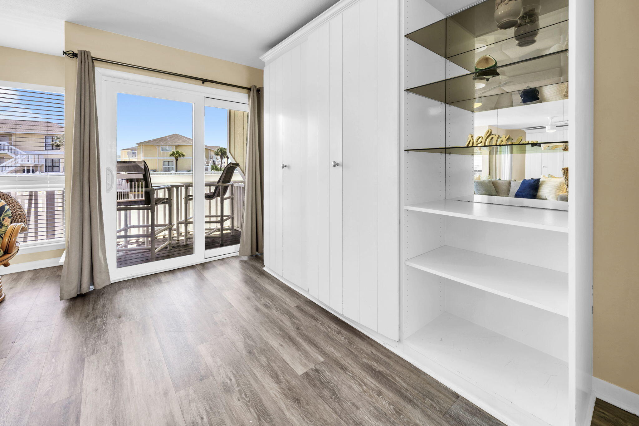 SANDPIPER COVE - Residential