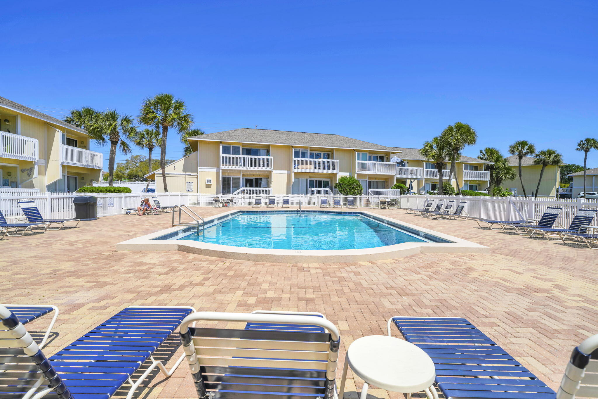 SANDPIPER COVE - Residential