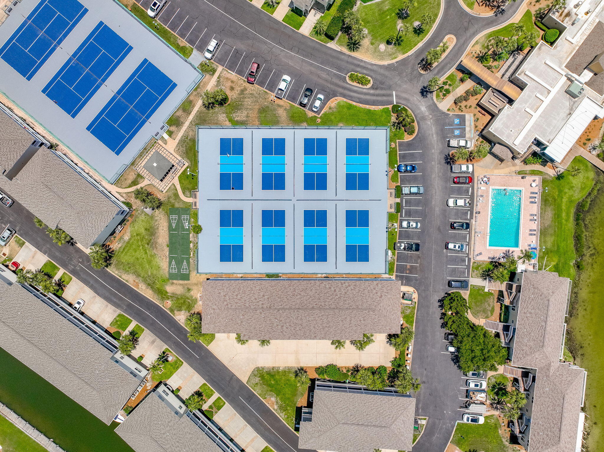 SANDPIPER COVE - Residential