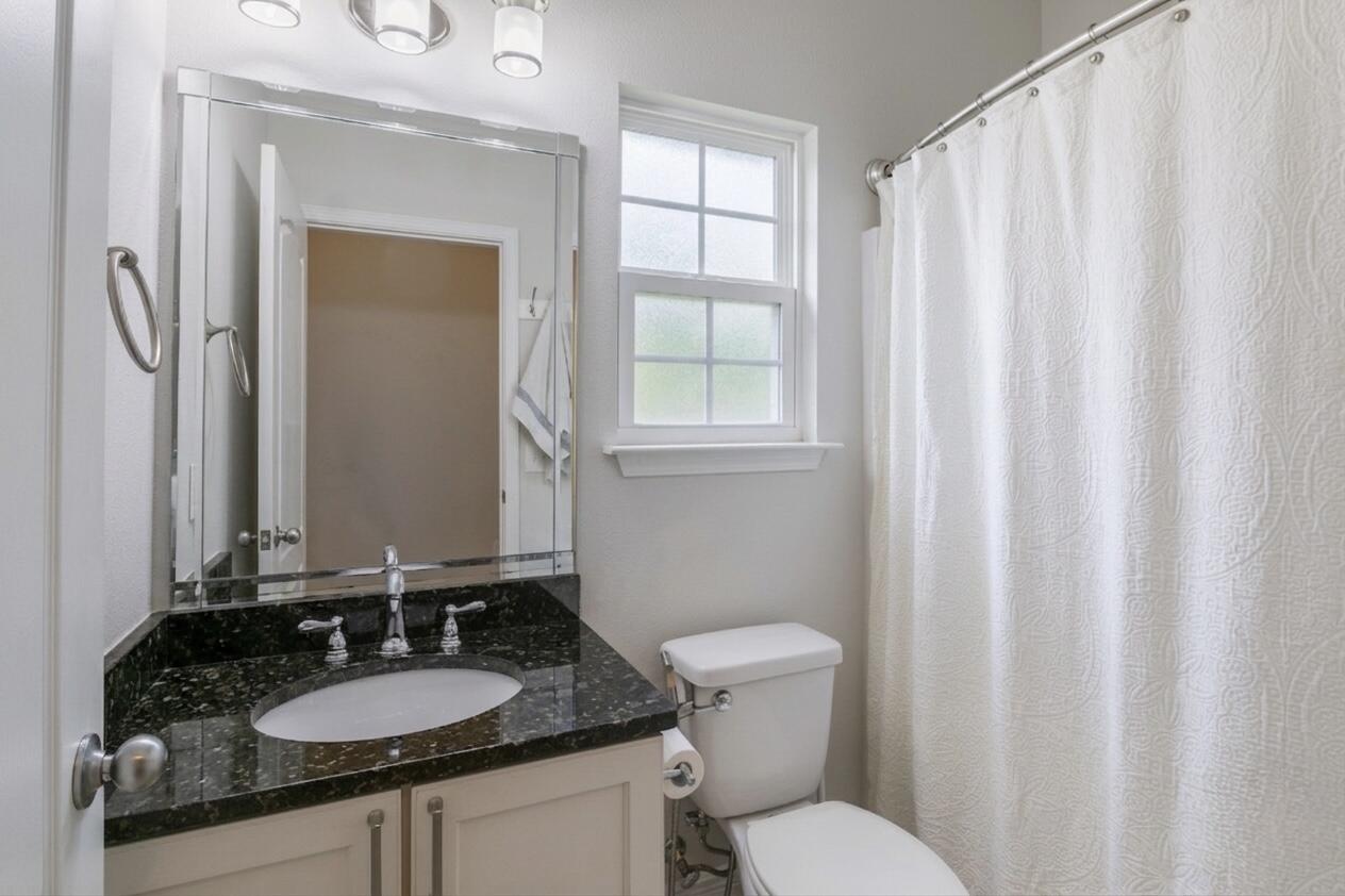 WINDWARD COVE - Residential