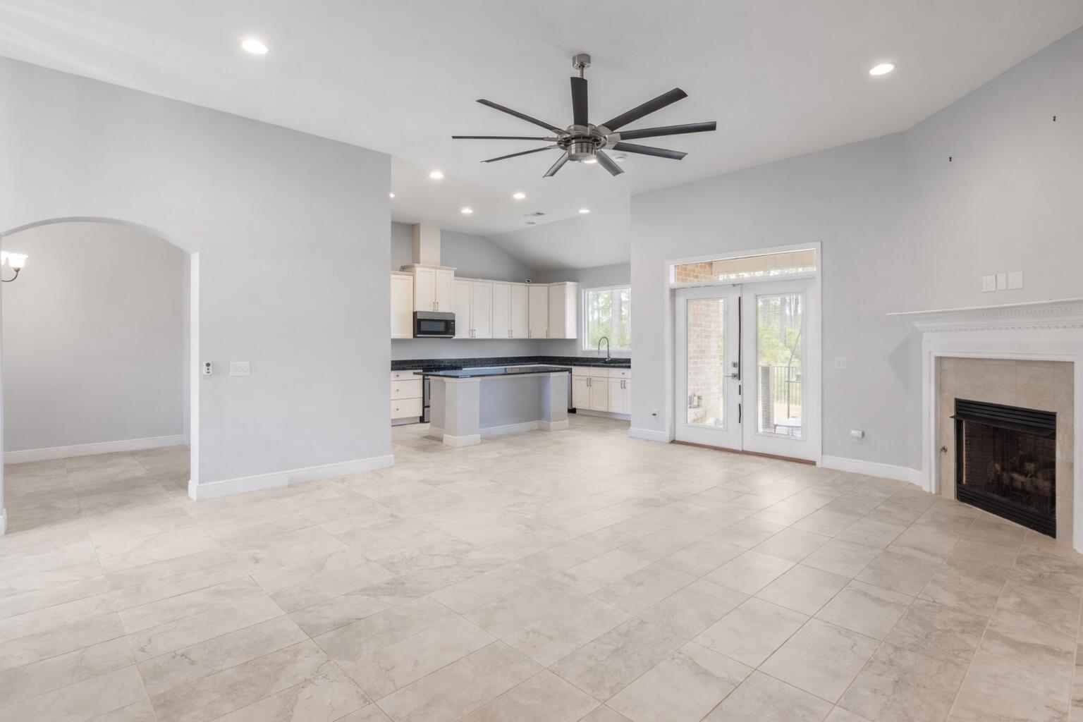 WINDWARD COVE - Residential