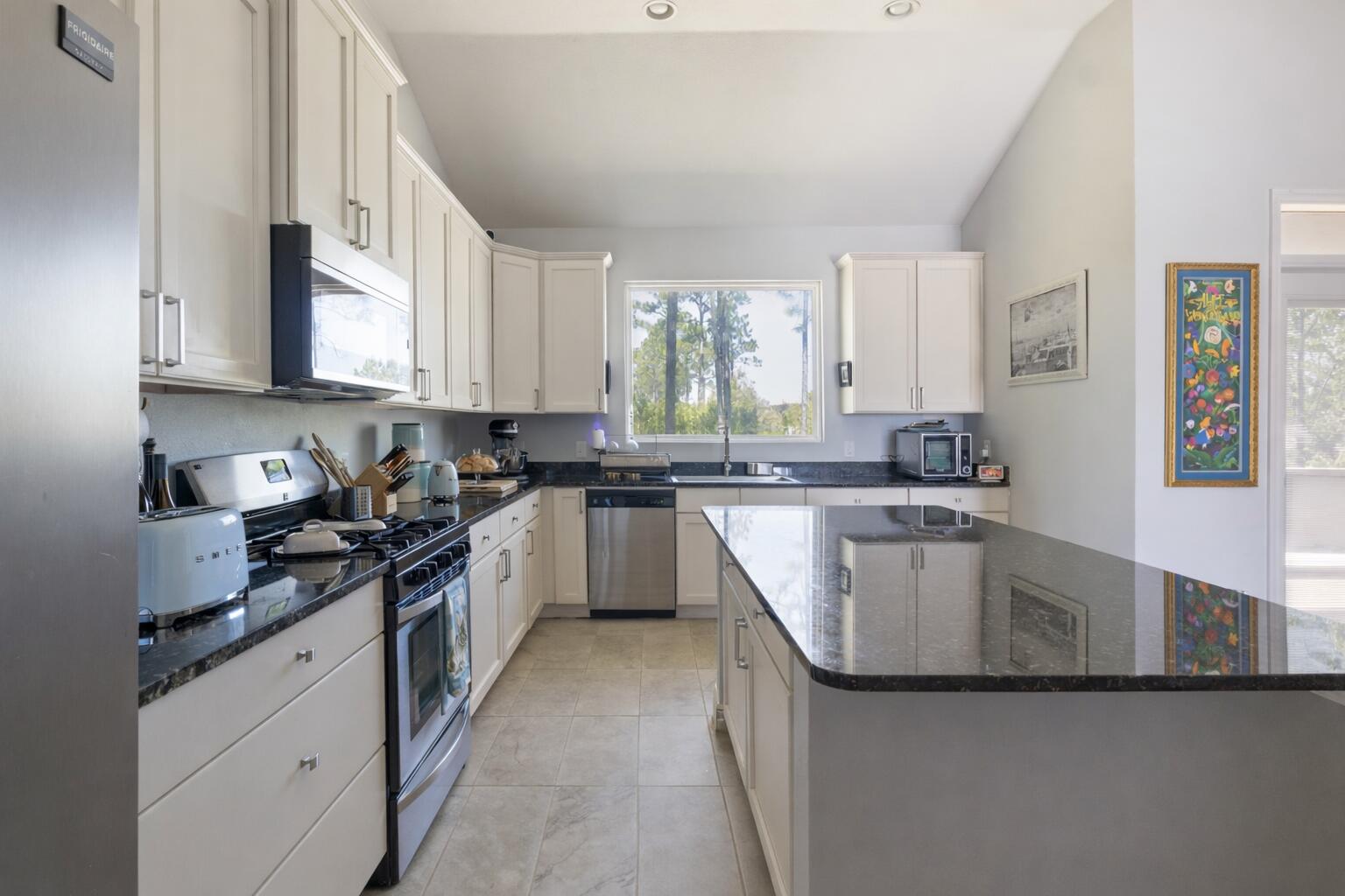 WINDWARD COVE - Residential