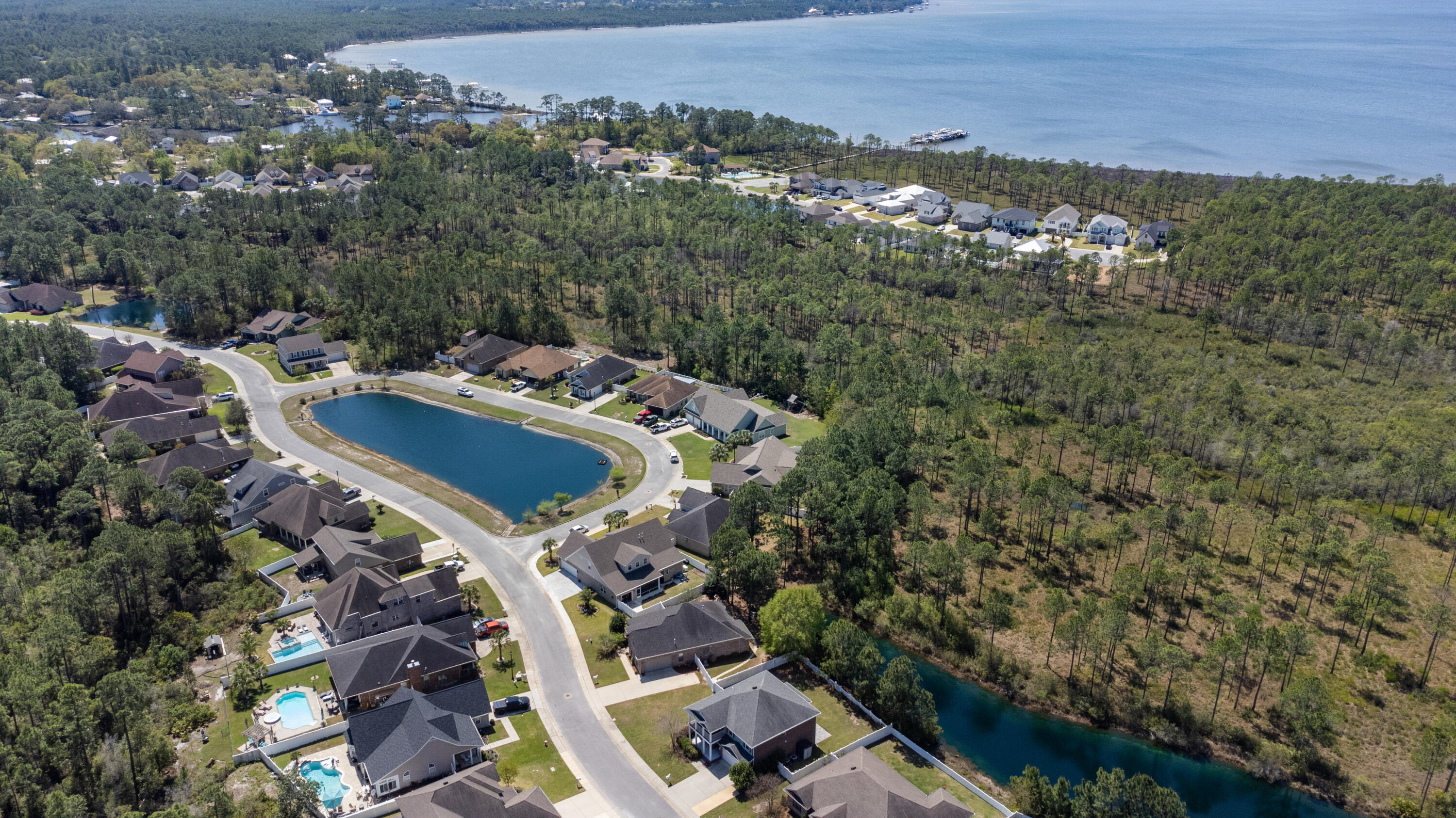 WINDWARD COVE - Residential