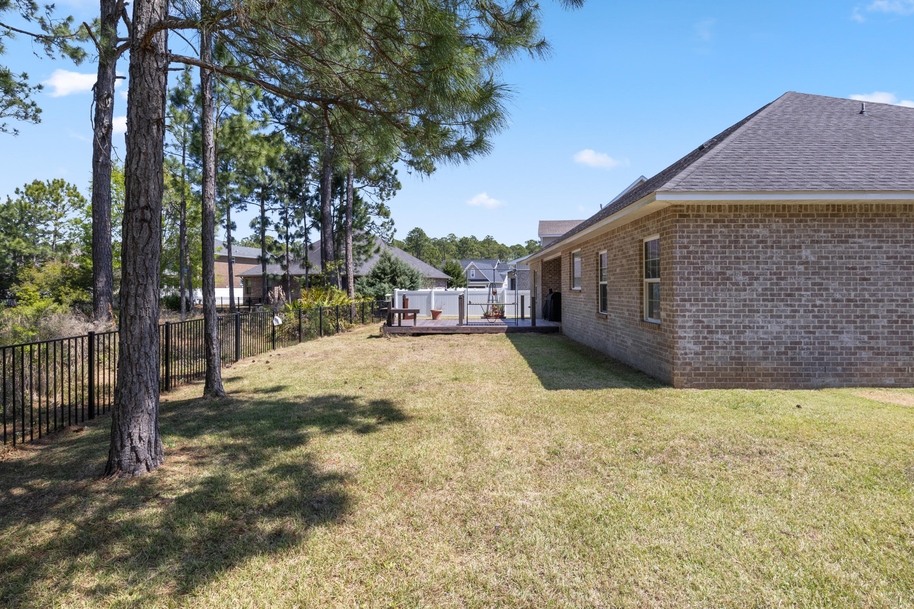 WINDWARD COVE - Residential