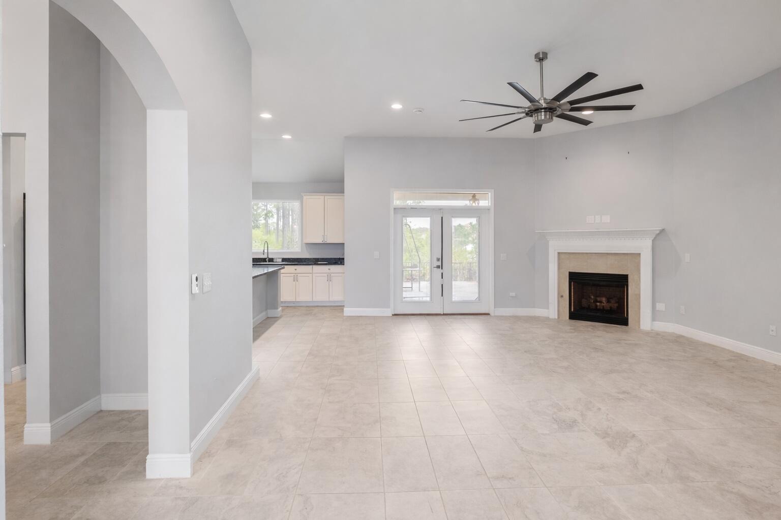 WINDWARD COVE - Residential