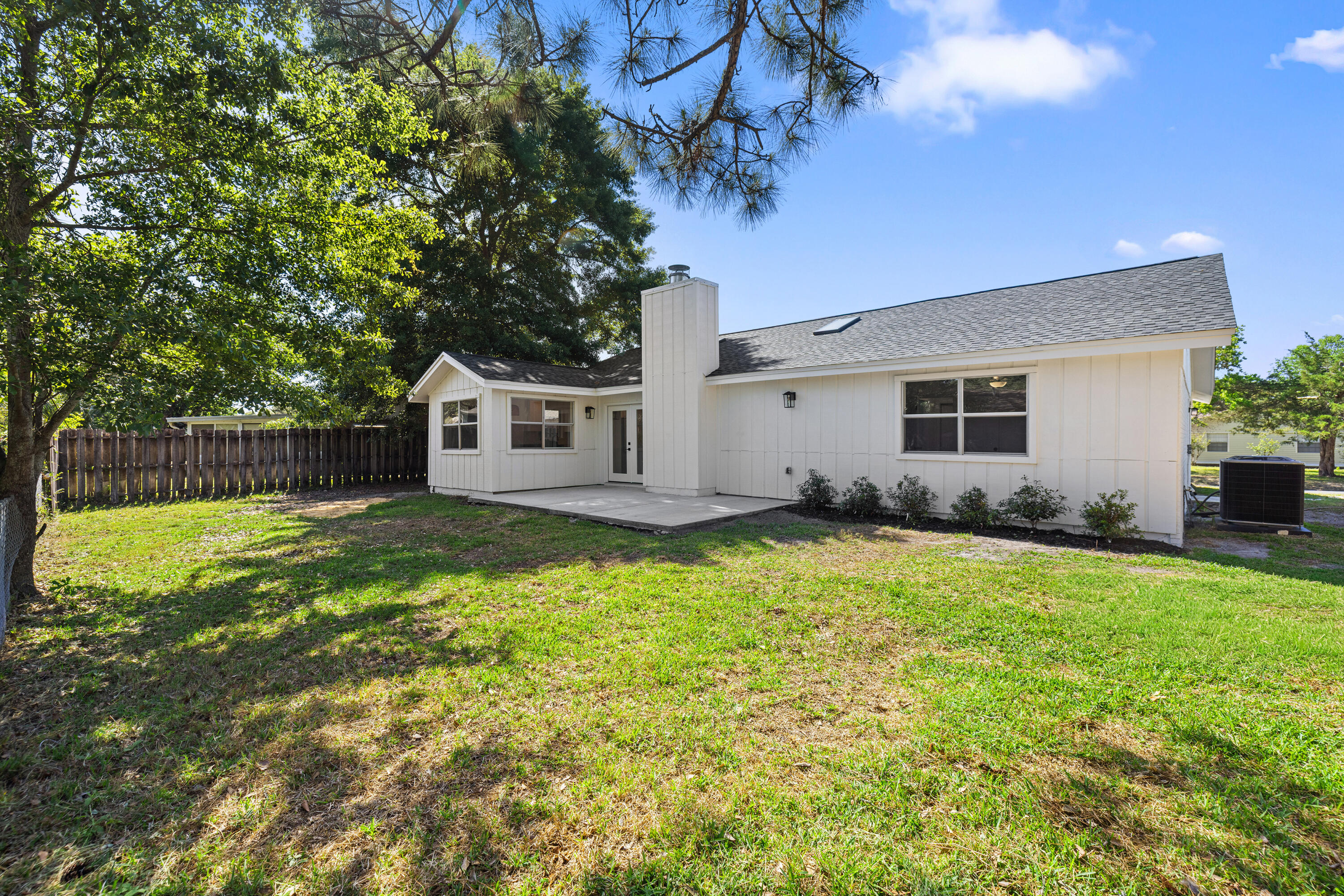 PALM ESTATES UNIT #2 - Residential