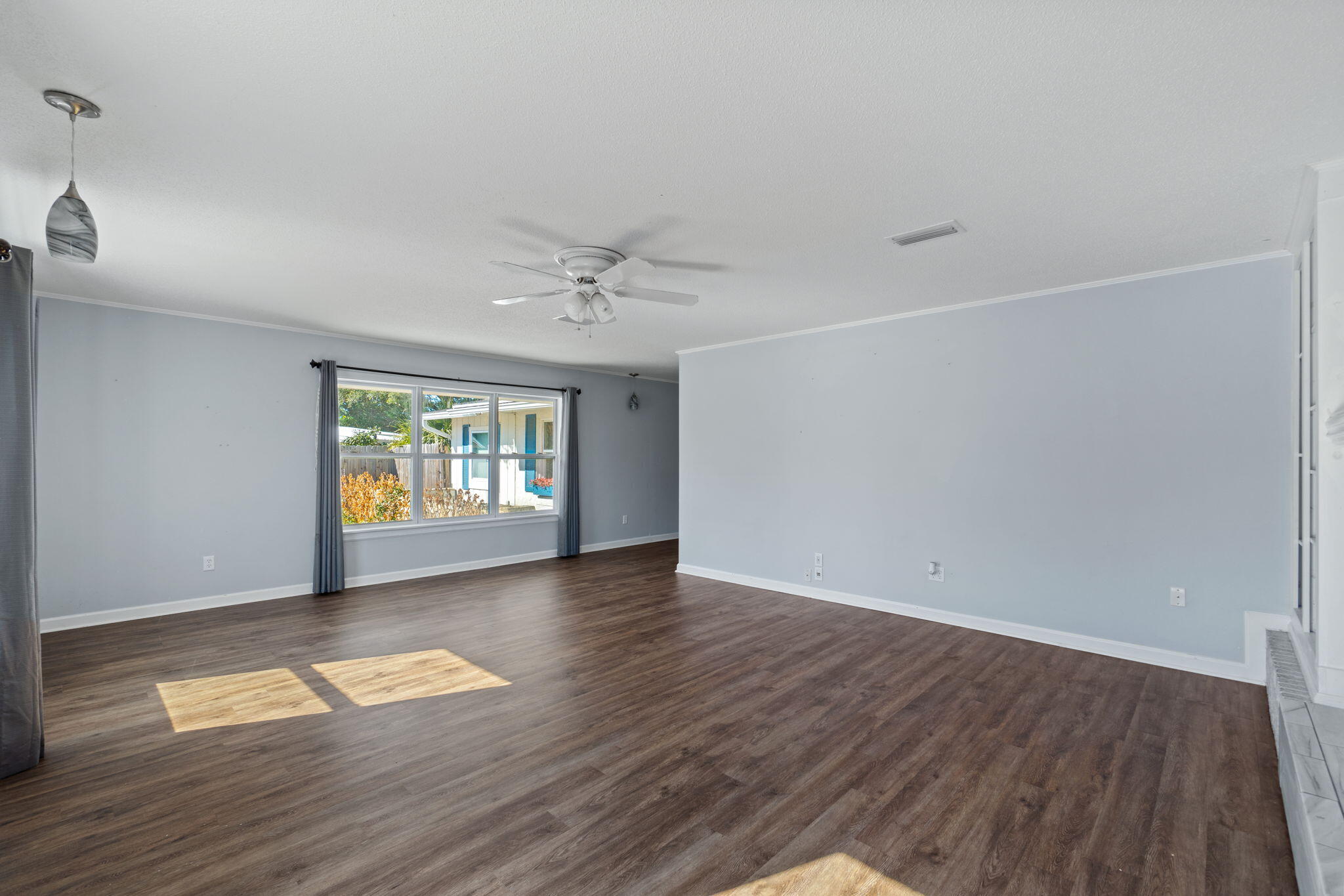 OAK TREE PARK - Residential