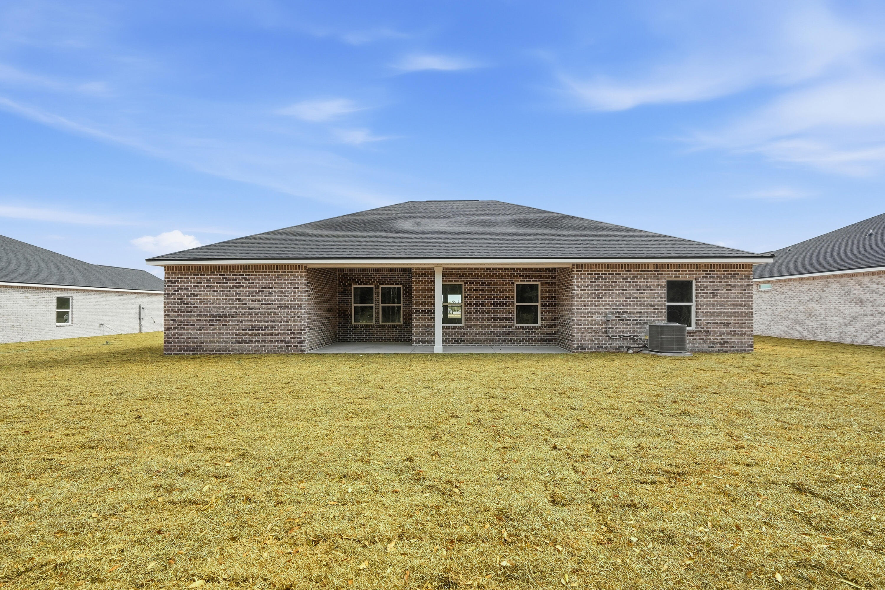 SOUTHERN CHARM - Residential