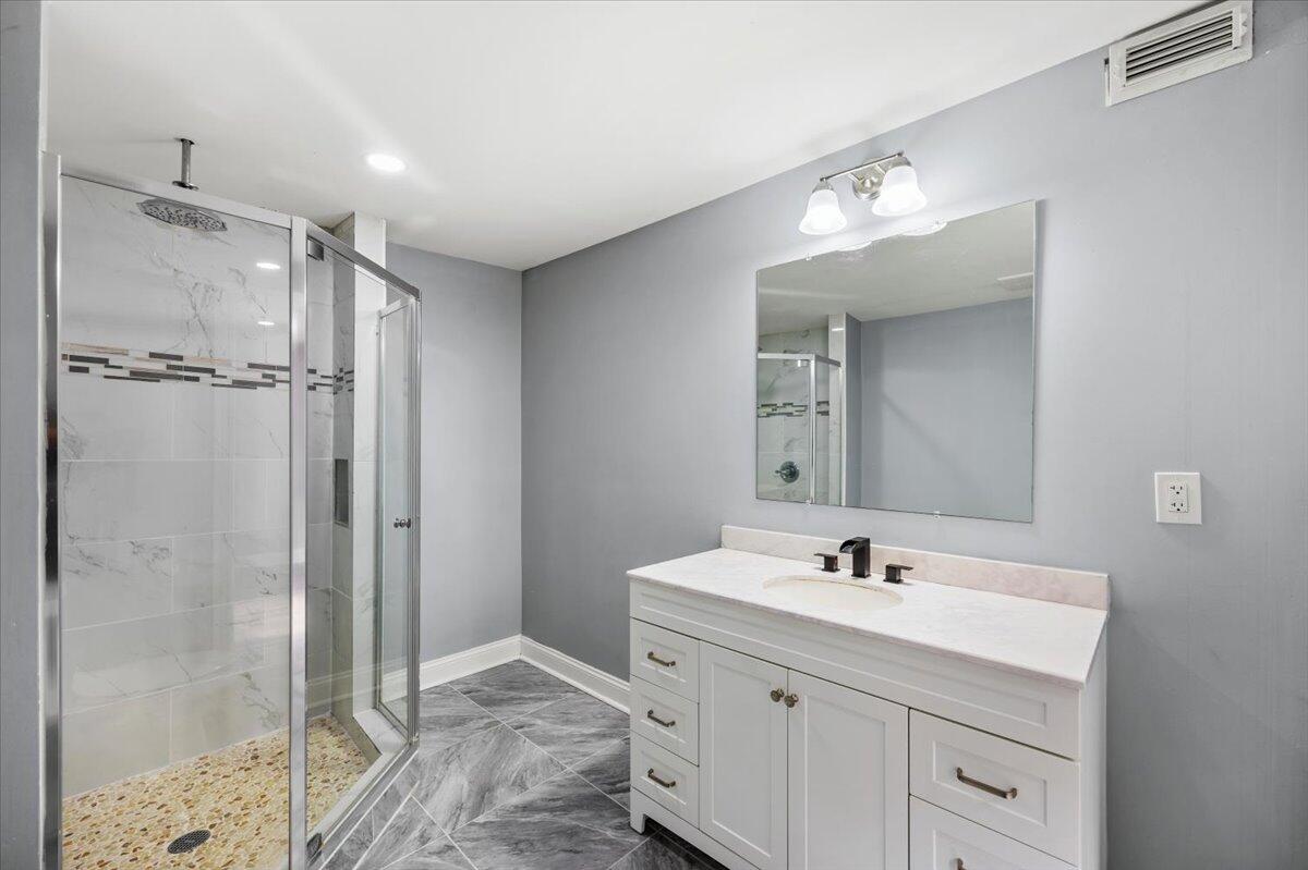 WEST JACKSON TERRACE - Residential